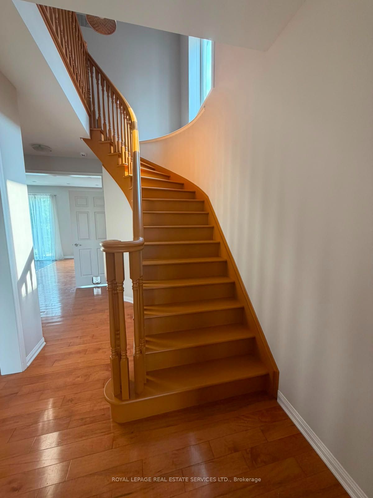 697 Scott Boulevard, Milton, ON L9T 0X9 photo 2