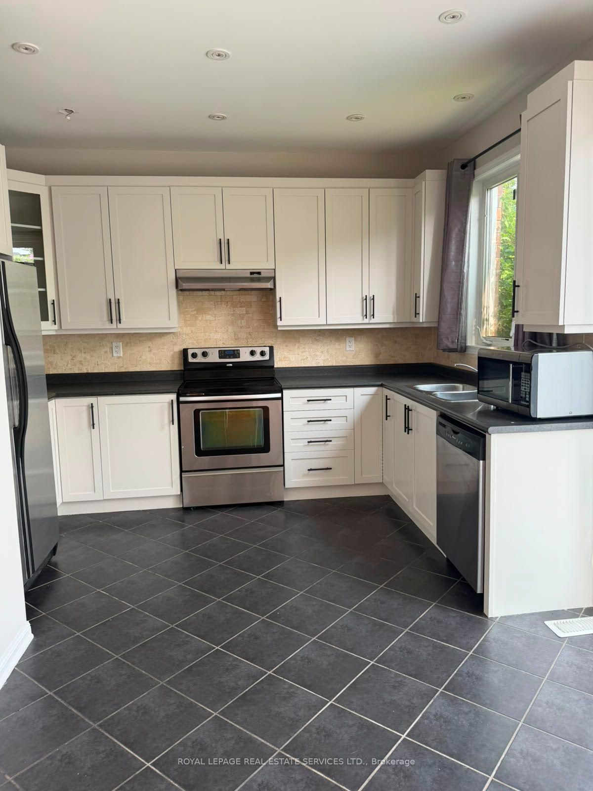 697 Scott Boulevard, Milton, ON L9T 0X9 photo 5