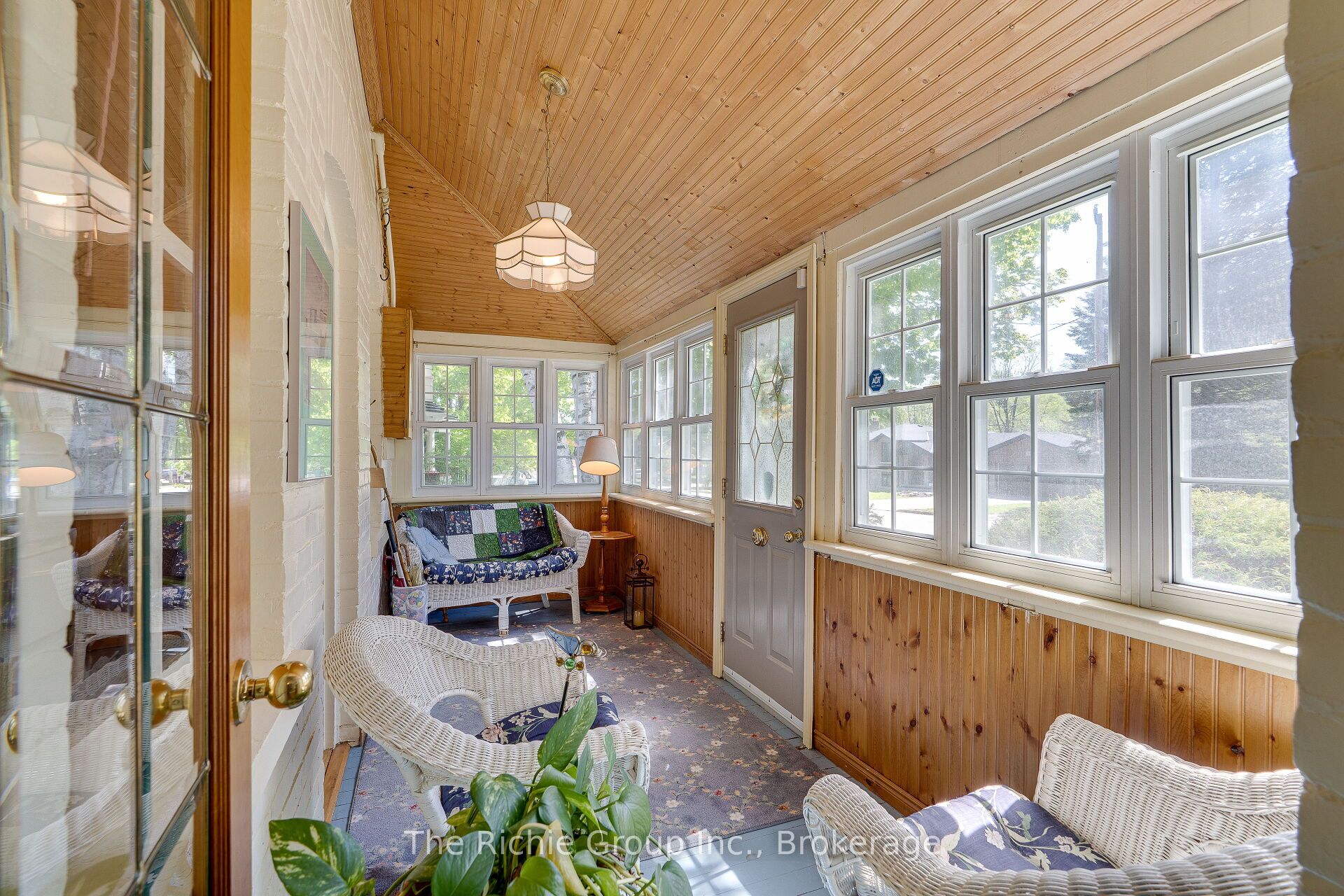 15 Emma Street, Caledon, ON L7C 1K5 photo 5