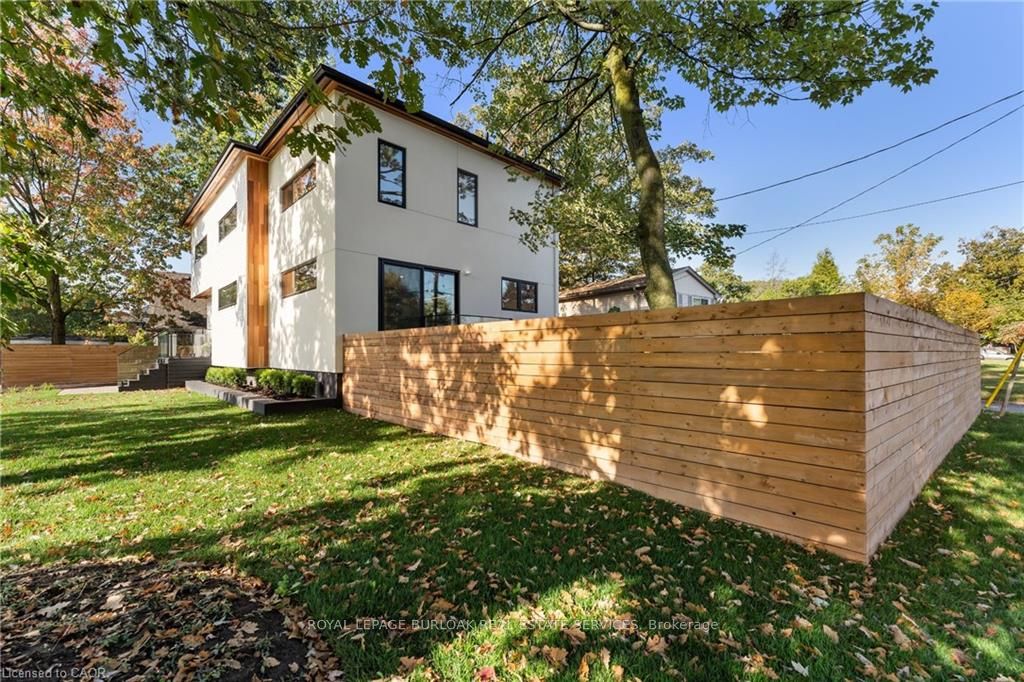 5427 ANTHONY Place, Burlington, ON L7L 3G9 photo 3