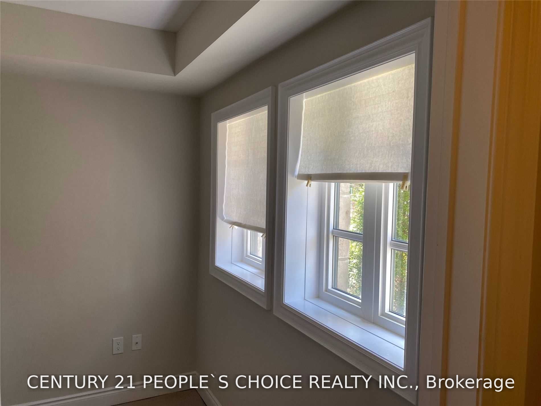 2037 Queensborough Gate, Mississauga, ON L5M 0Y1 photo 5