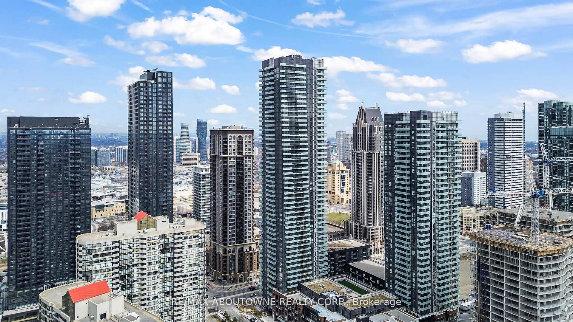 430 Square One Drive 1003, Mississauga, ON L5B 0L6