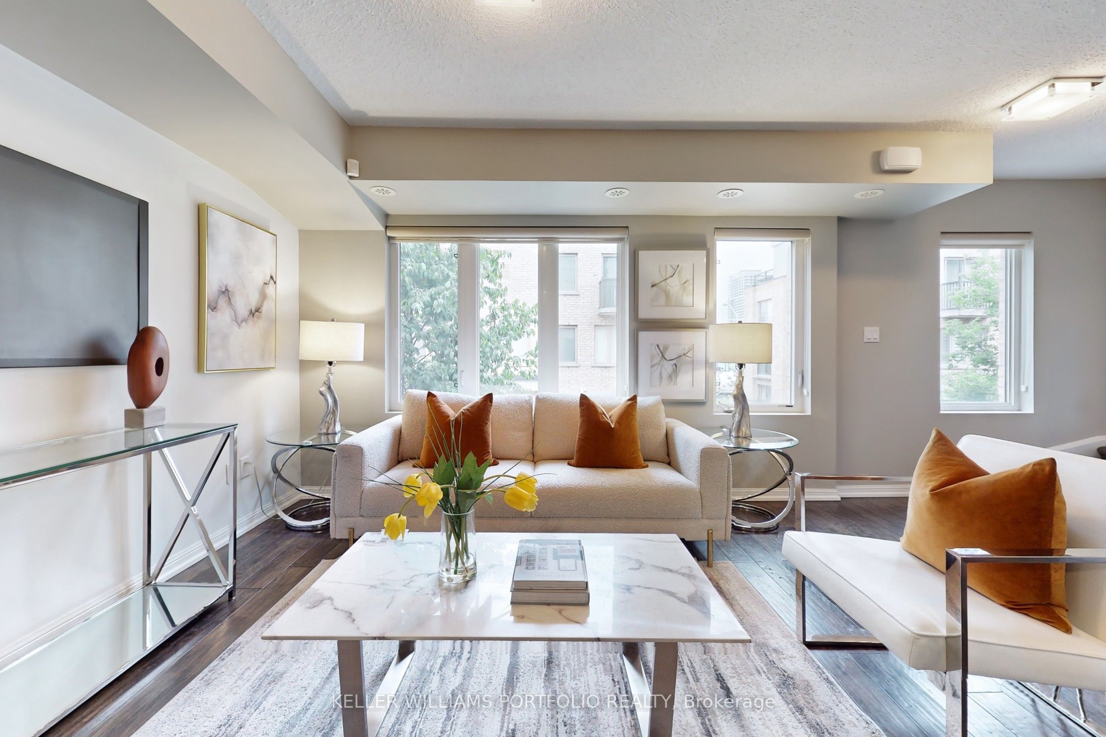 10 Foundry Avenue 235, Toronto, ON M6H 0A6