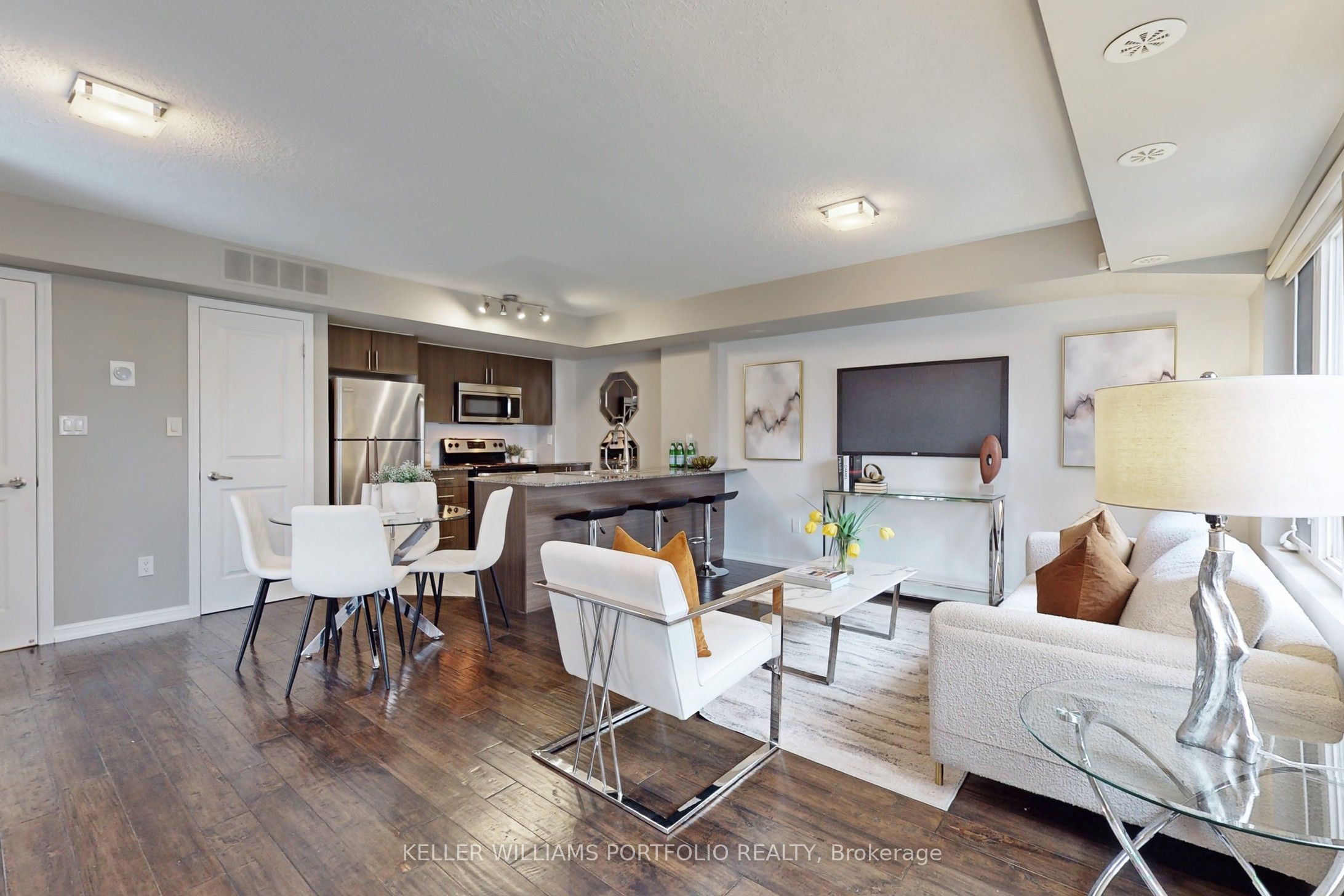 10 Foundry Avenue 235, Toronto, ON M6H 0A6 photo 4