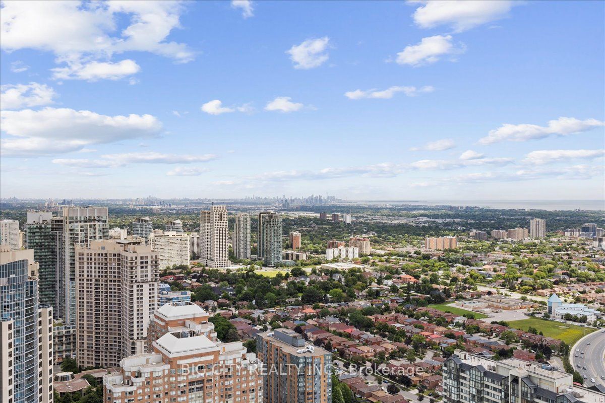 3900 Confederation Parkway 4012, Mississauga, ON L5B 0M3