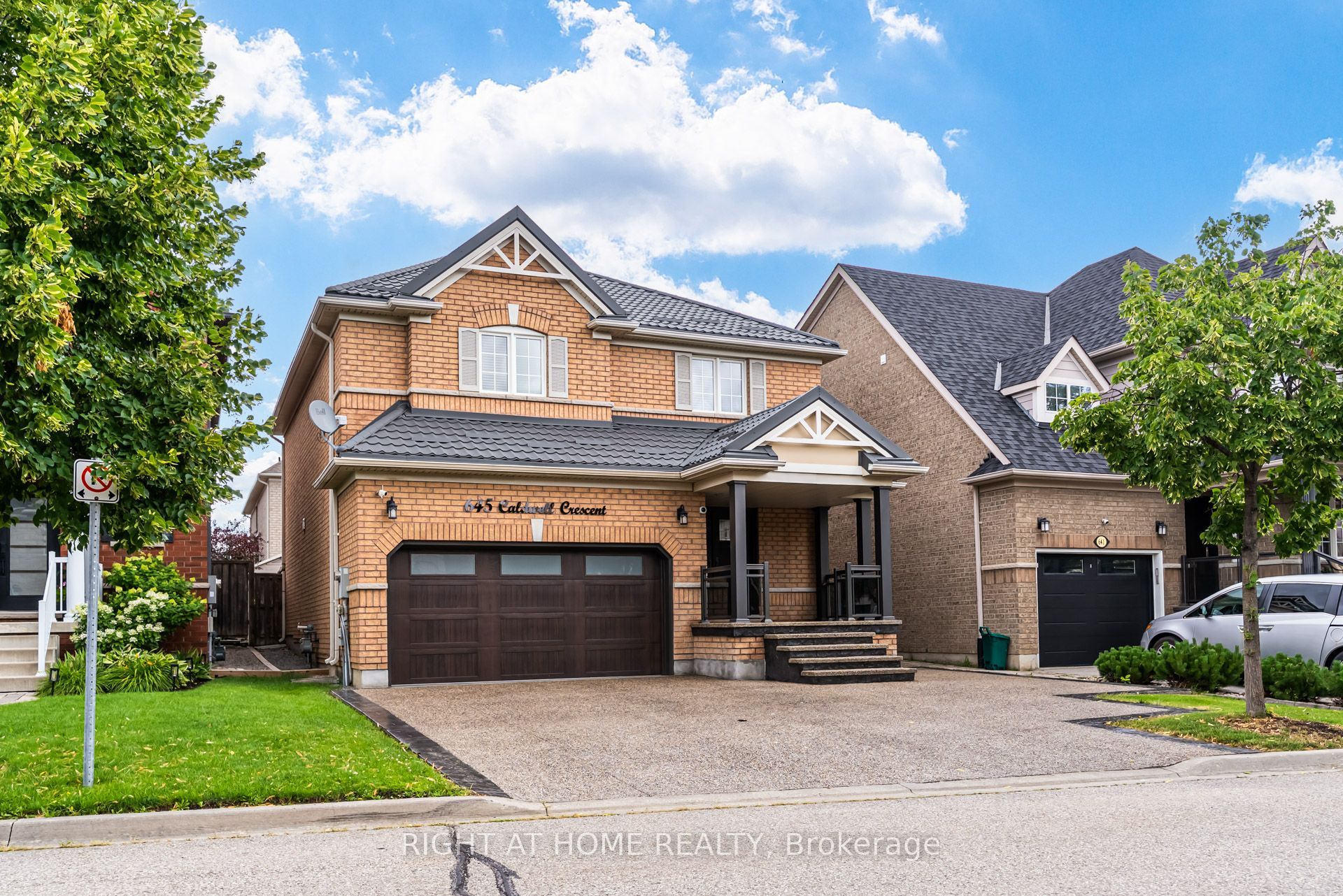 645 Caldwell Crescent, Milton, ON L9T 0H4 photo 4