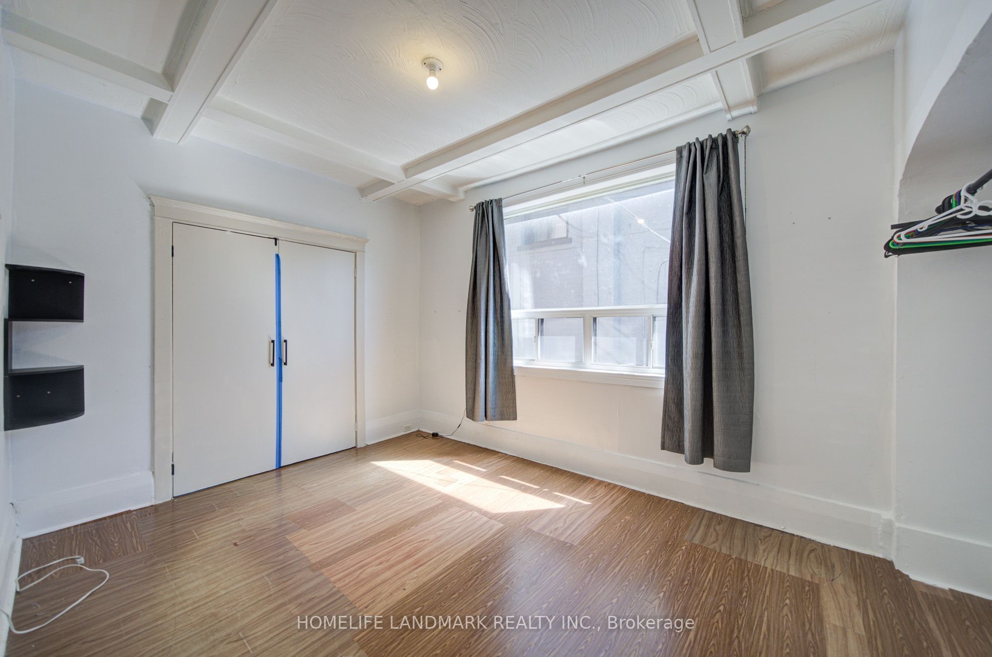 19 Armstrong Avenue, Toronto, ON M6H 1V9 photo 4