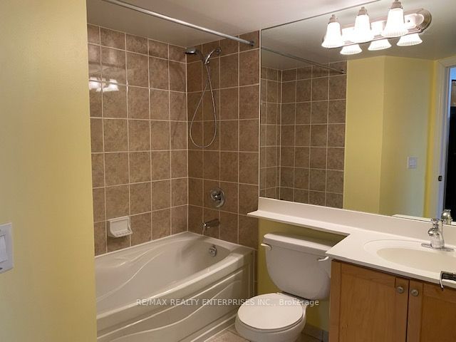 700 Humberwood Boulevard 2622, Toronto, ON M9W 7J4 photo 5