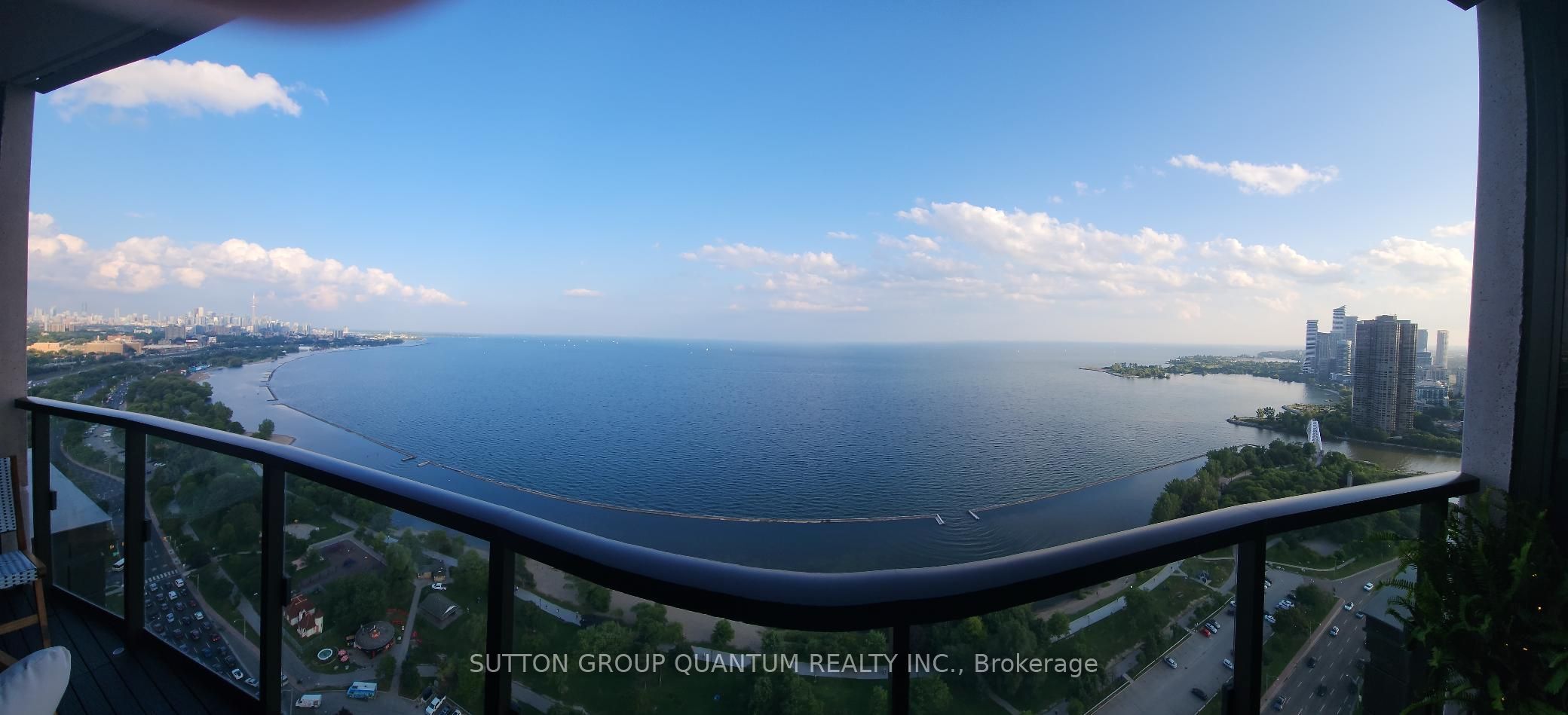 1928 Lake Shore Boulevard W 4107, Toronto, ON M6S 0B1 photo 2