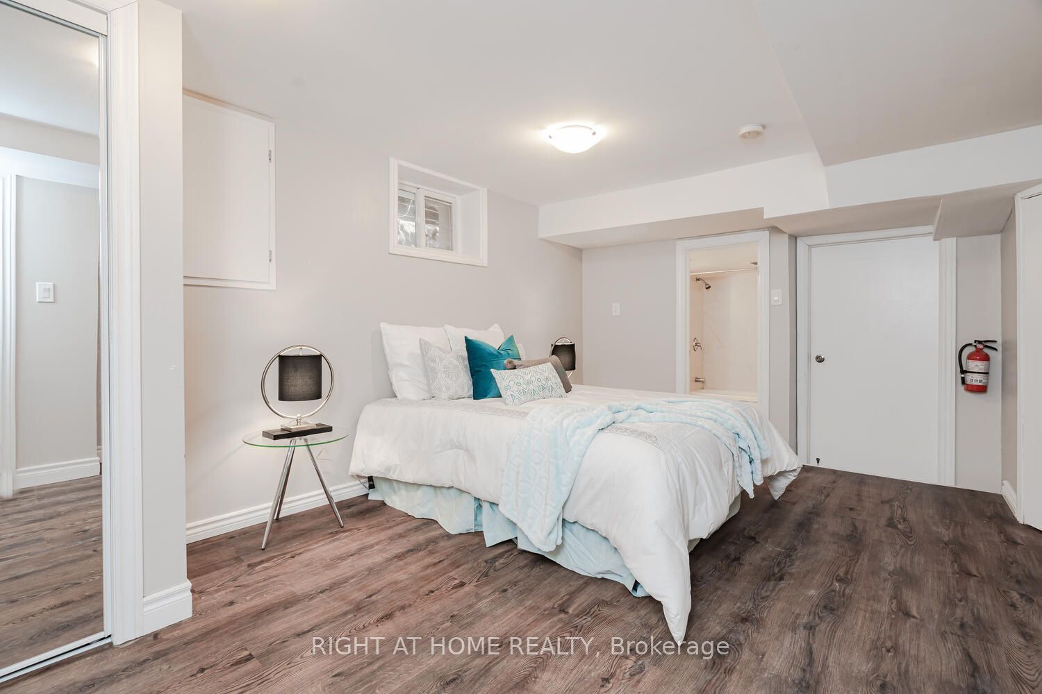 1311 Davenport Road 1, Toronto, ON M6H 2H3 photo 4