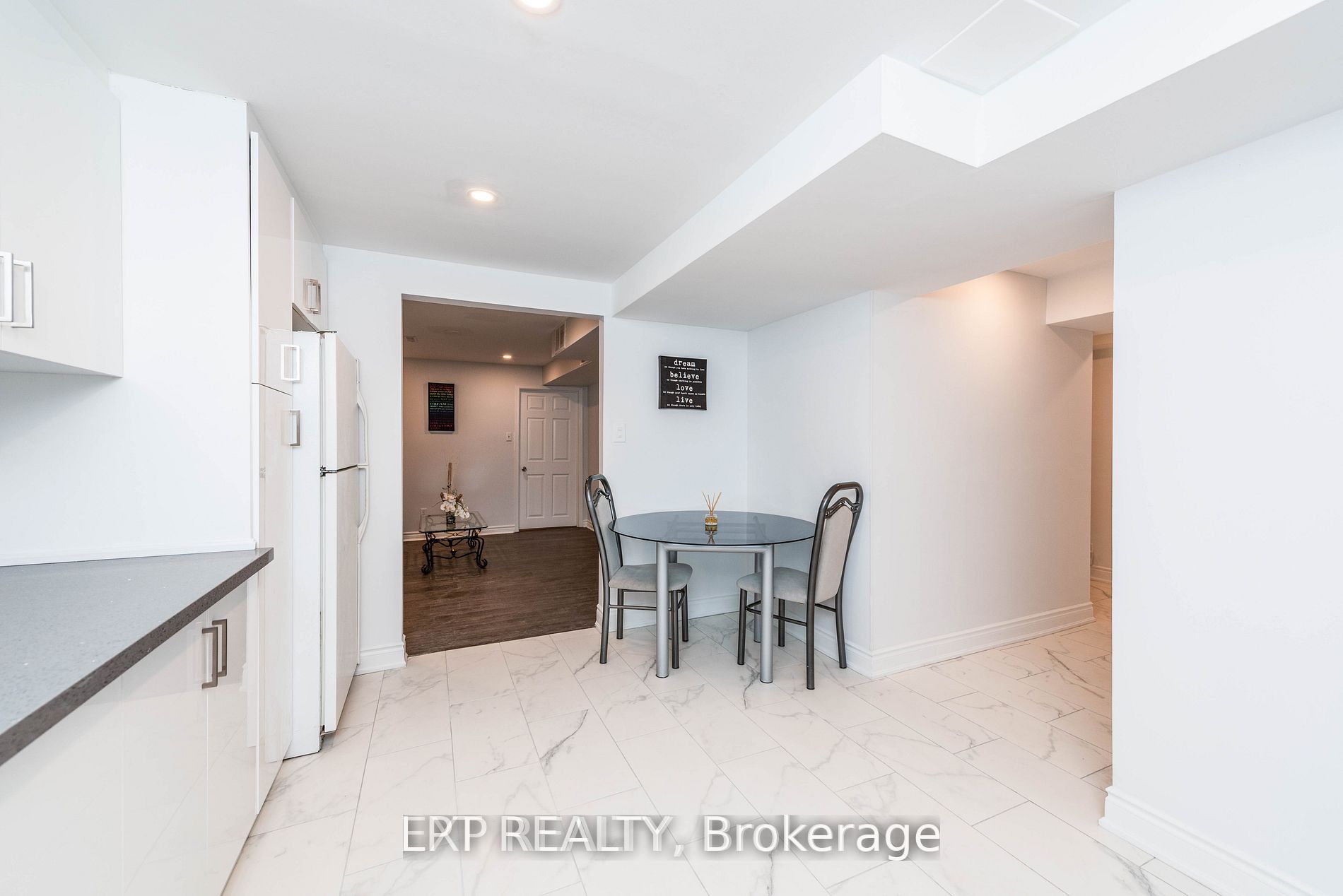 9 Michigan Avenue Legal Basement Apartment, Brampton, ON L6Y 4N5 photo 4