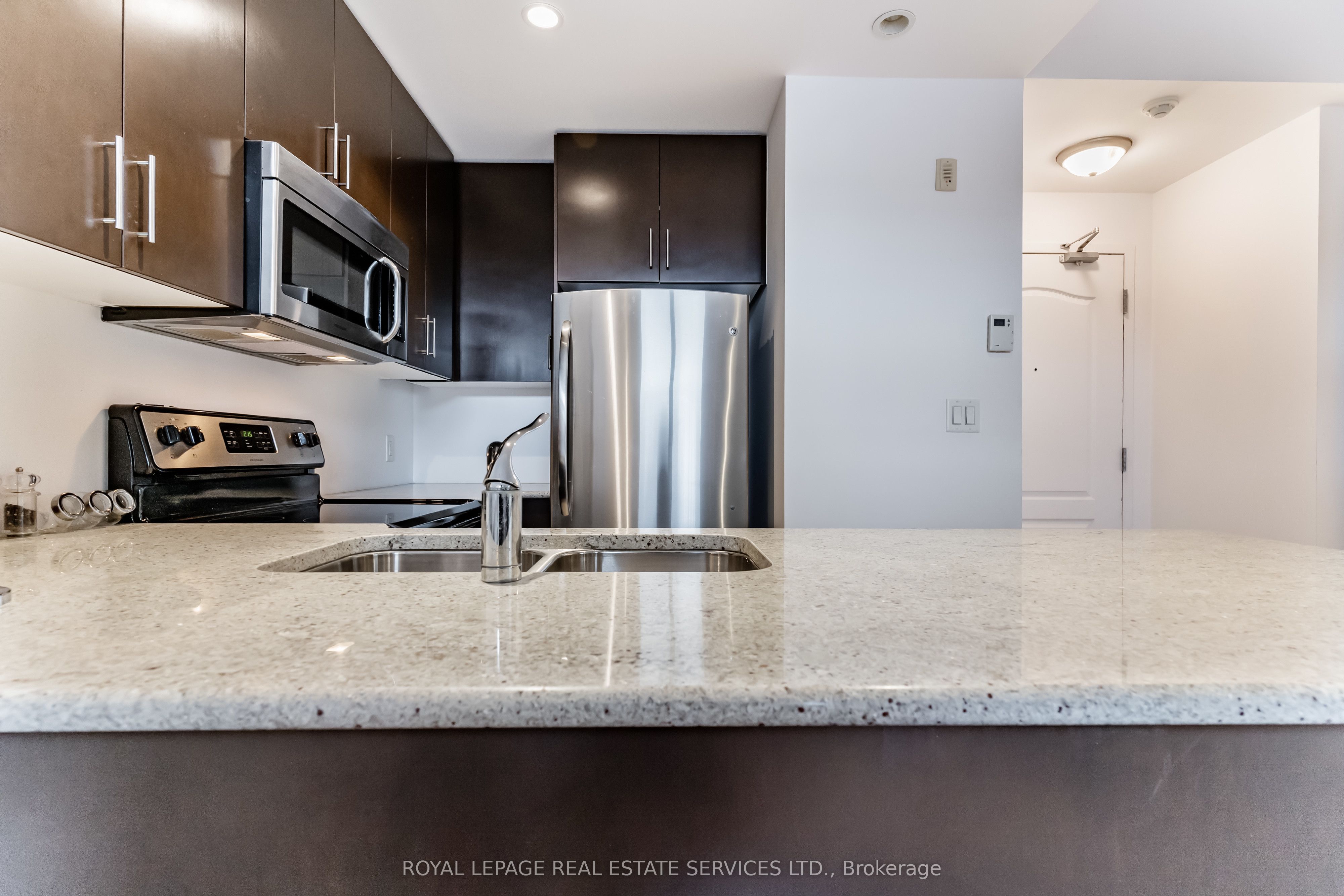 5327 Upper Middle Road 404, Burlington, ON L7L 0E9 photo 5