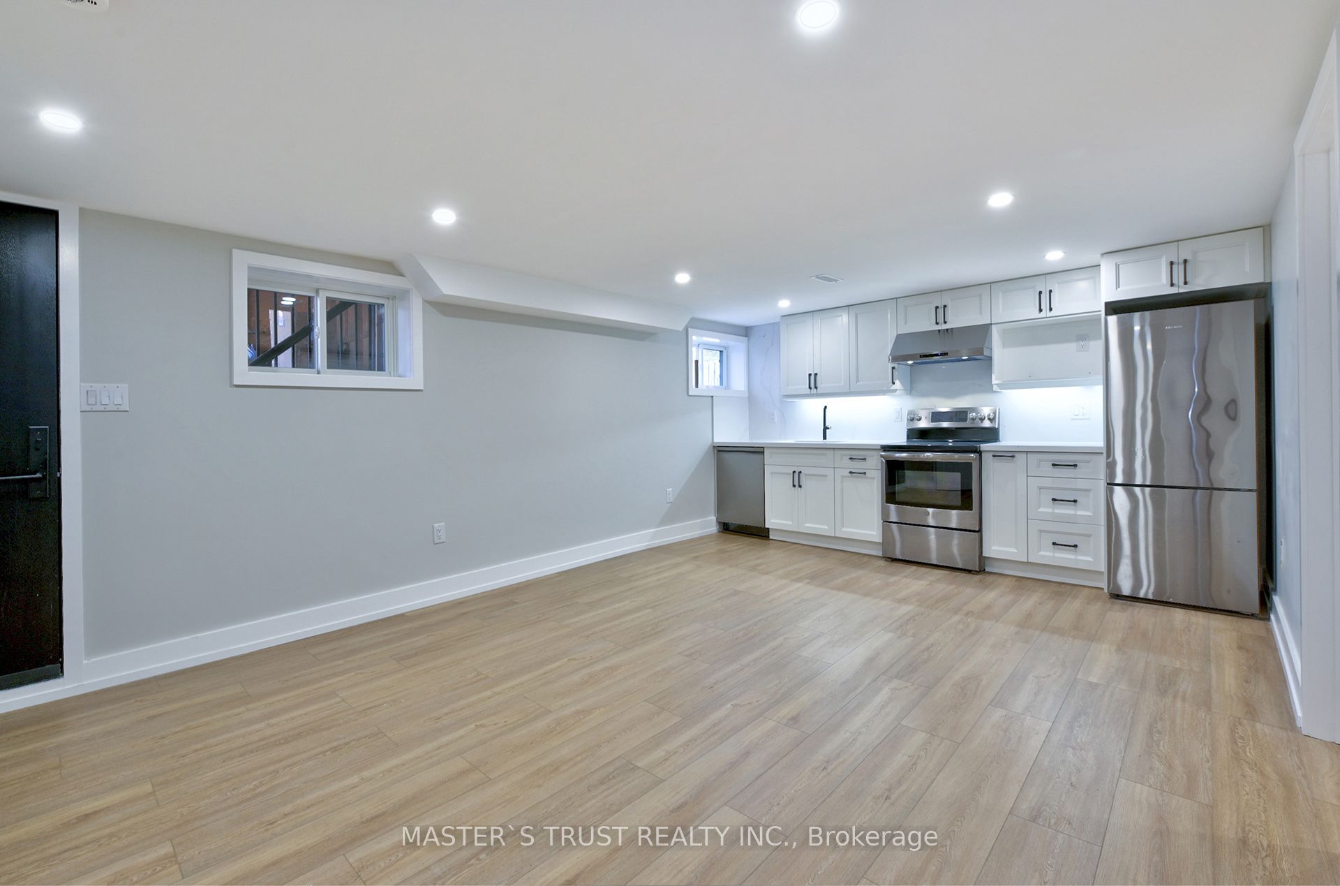 28 Florence Drive Unit 2, Oakville, ON L6K 1V6 photo 3