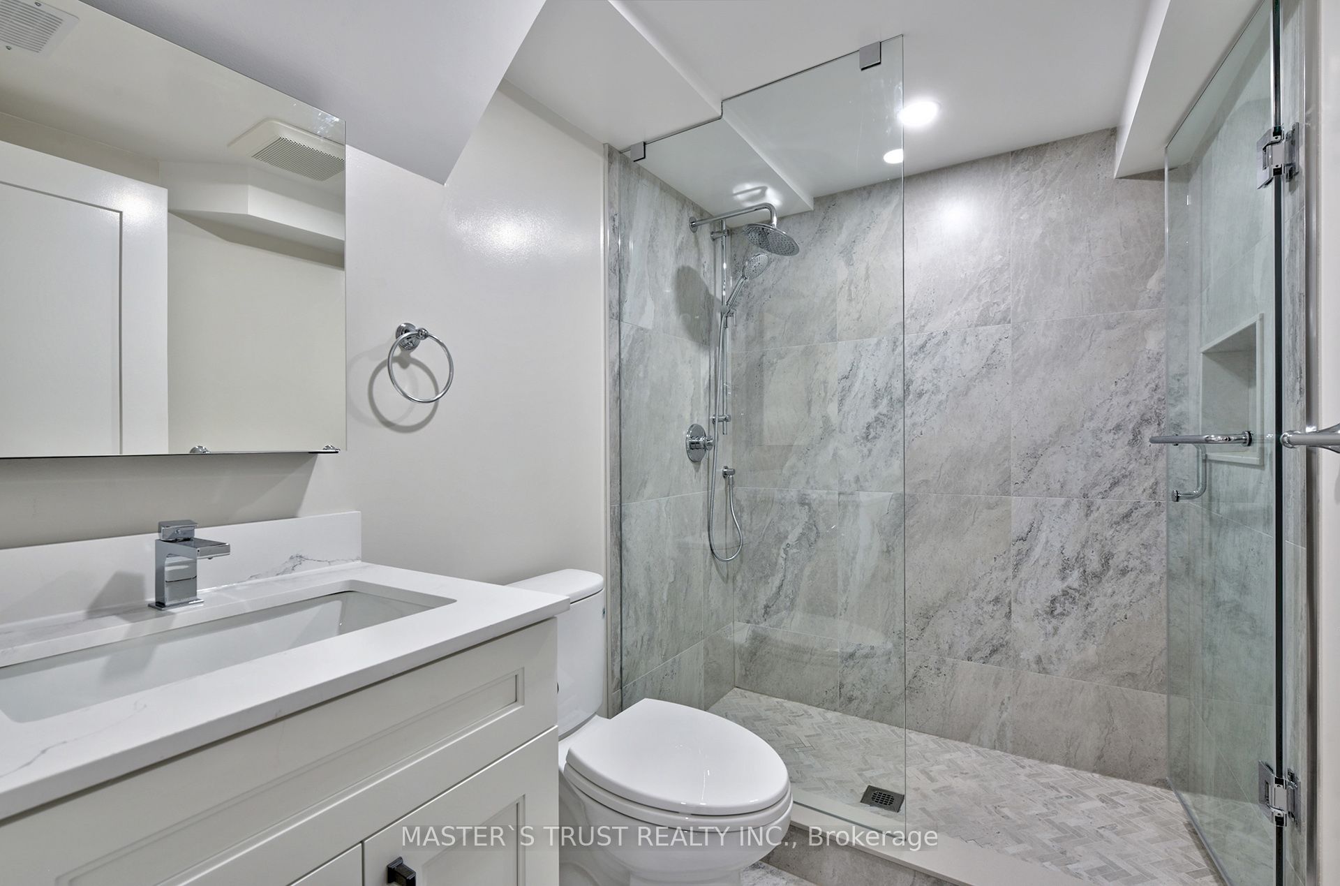 28 Florence Drive Unit 2, Oakville, ON L6K 1V6 photo 5