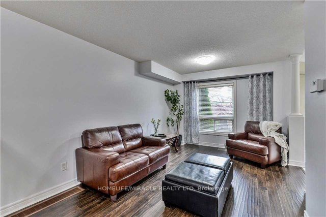 34 Ridgemore Crescent, Brampton, ON L7A 2L4 photo 5