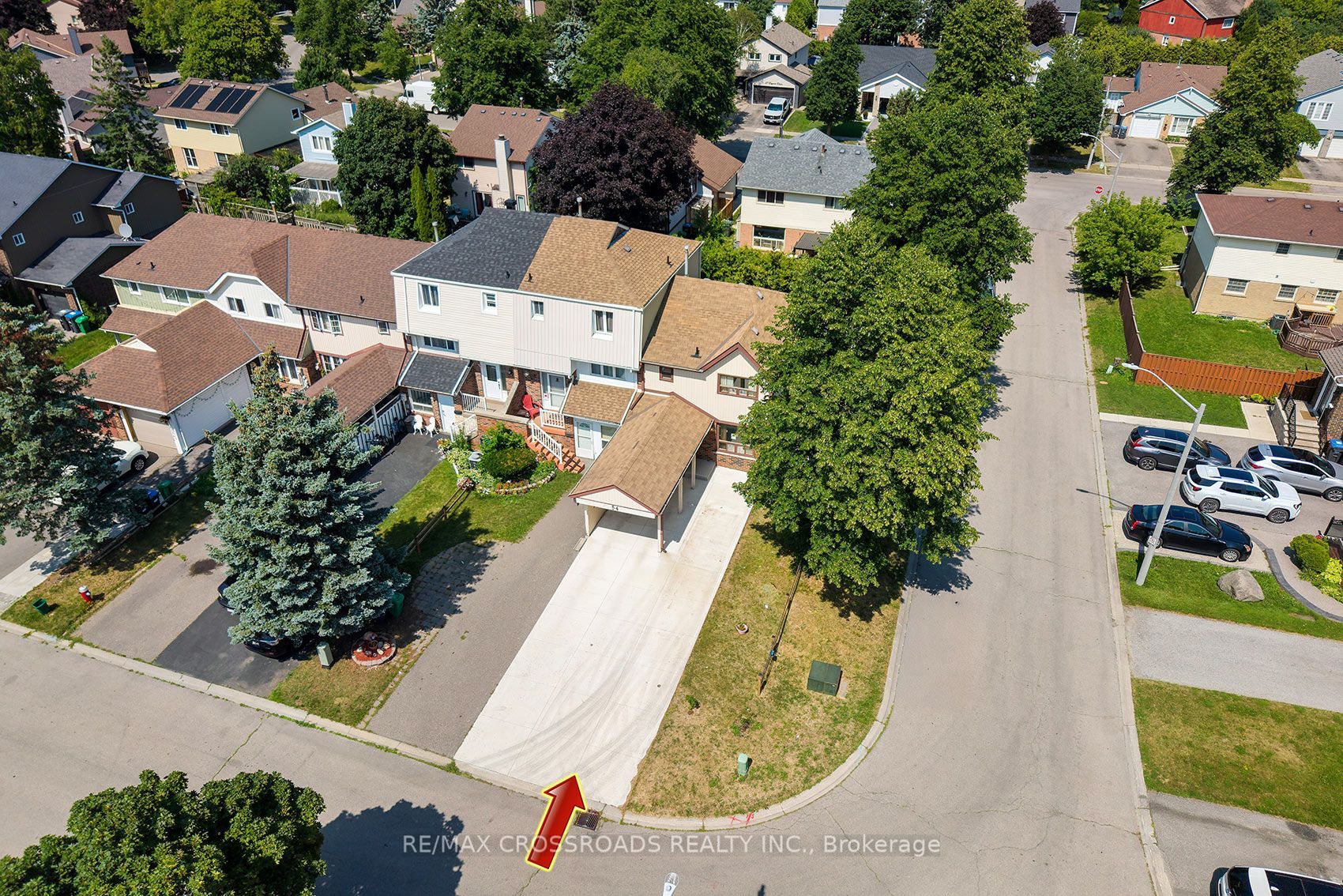 54 Omega Square, Brampton, ON L6Z 1K5 photo 3