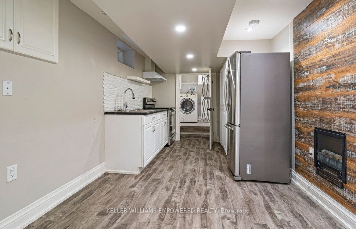 583 Old Weston Road Bsmt, Toronto, ON M6N 3B2 photo 2