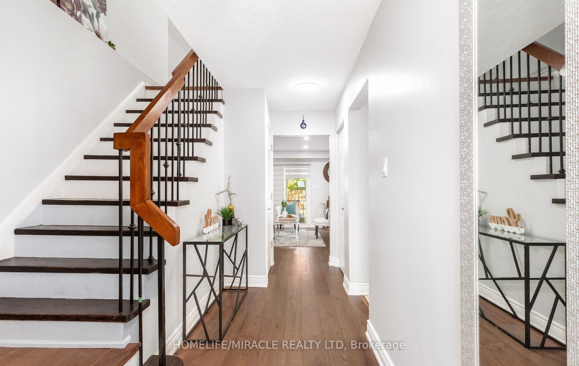 49 Newbridge Crescent, Brampton, ON L6S 4B5 photo 5