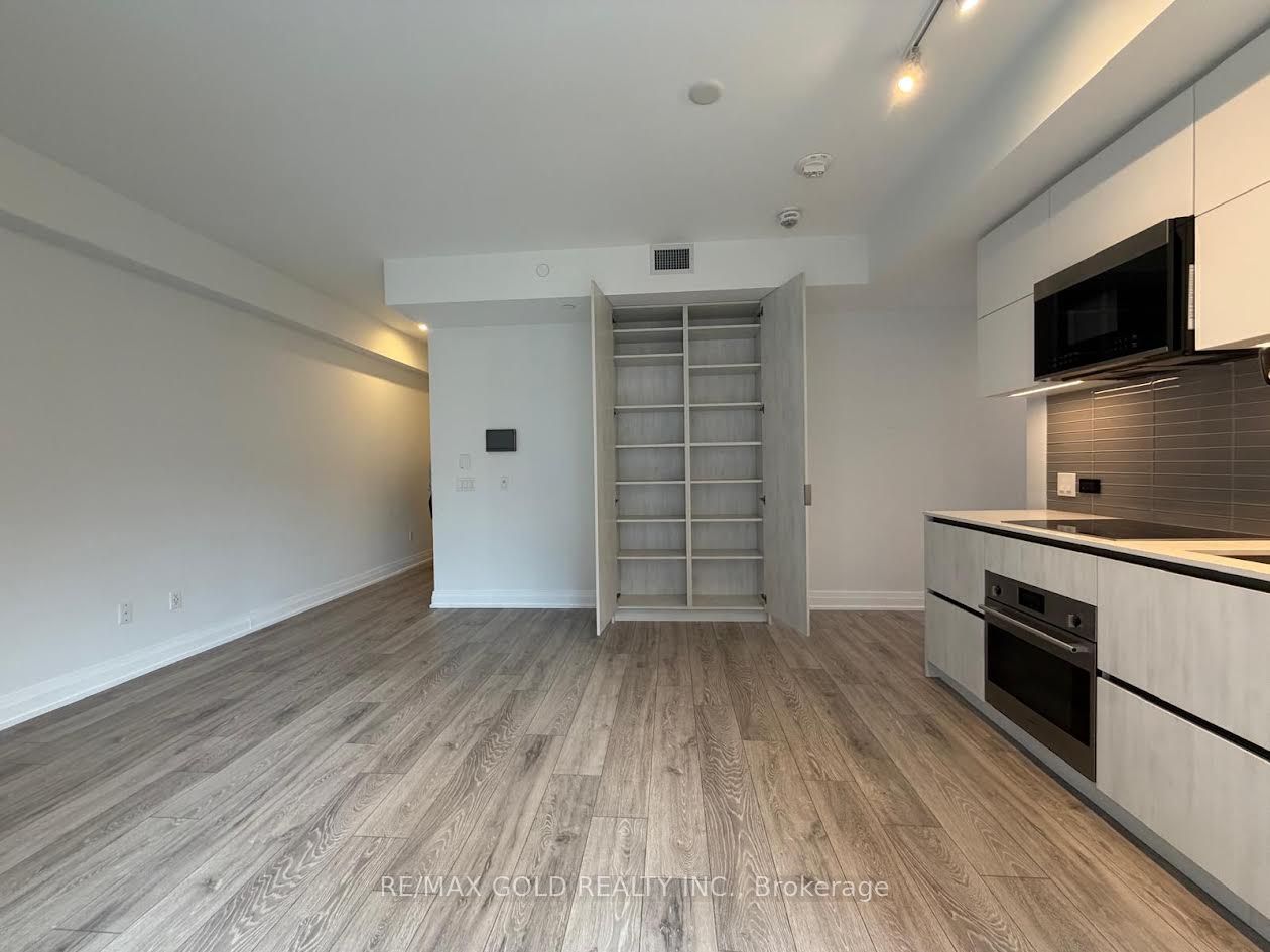 21 Park Street E 318, Mississauga, ON L5G 0C2 photo 5