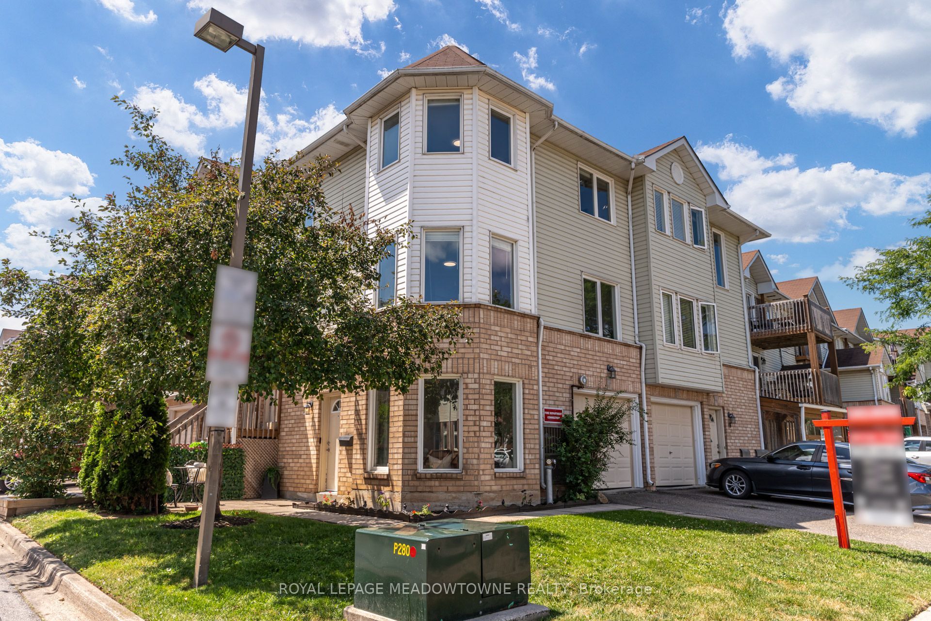2 Wylie Circle 85, Halton Hills, ON L7G 5M1