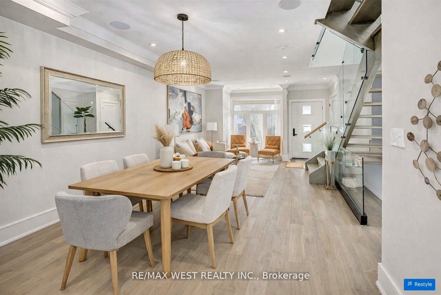 94 Lake Crescent, Toronto, ON M8V 1W1 photo 3