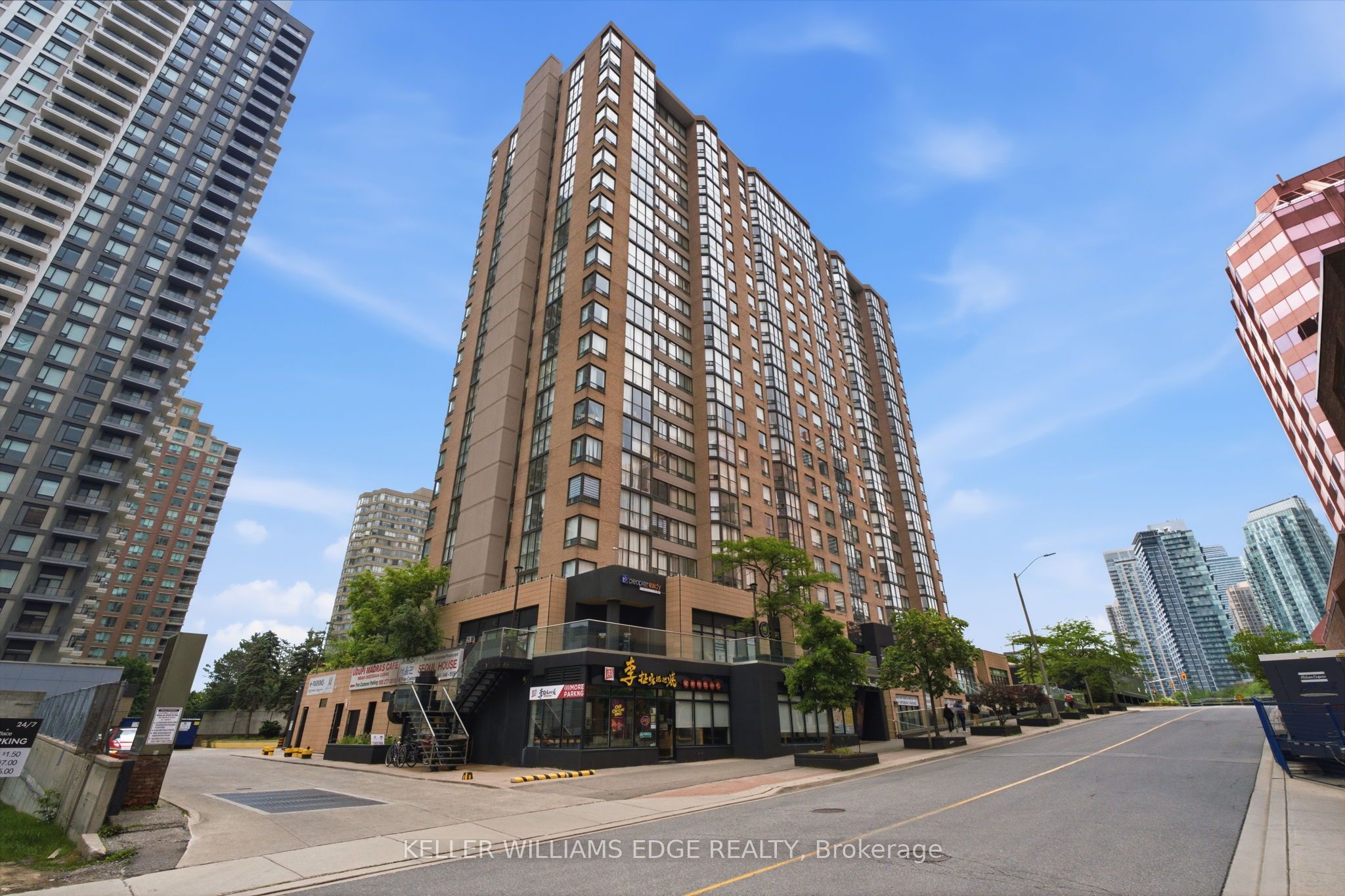 265 Enfield Place 1506, Mississauga, ON L5B 3Y7