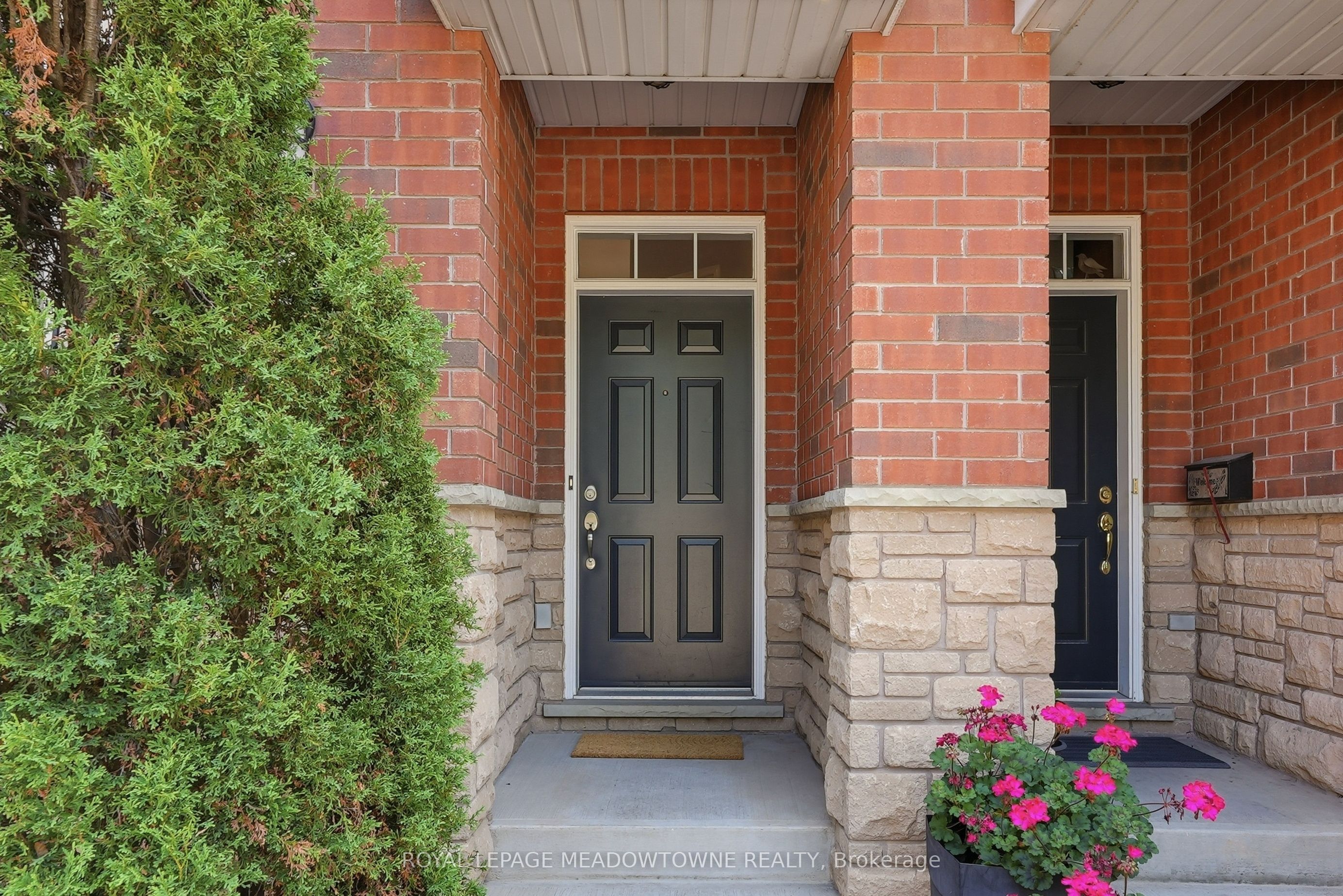 5C James Street, Halton Hills, ON L7G 2H2 photo 4