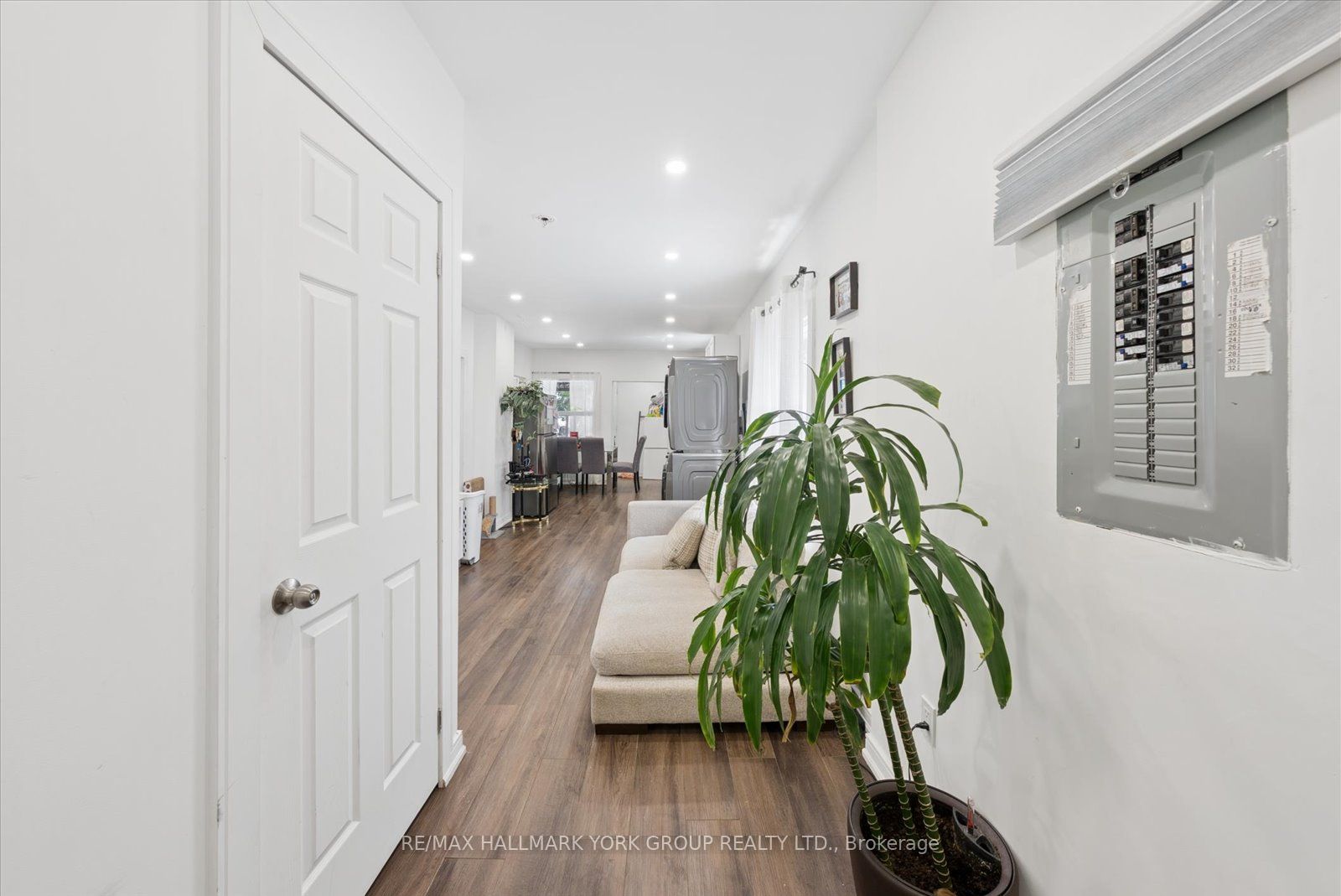 49 Cordella Avenue, Toronto, ON M6N 2J7 photo 5