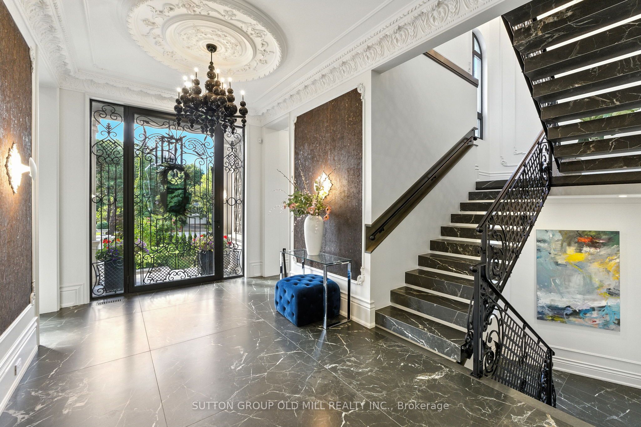 10 Hillavon Drive, Toronto, ON M9B 2P5 photo 5