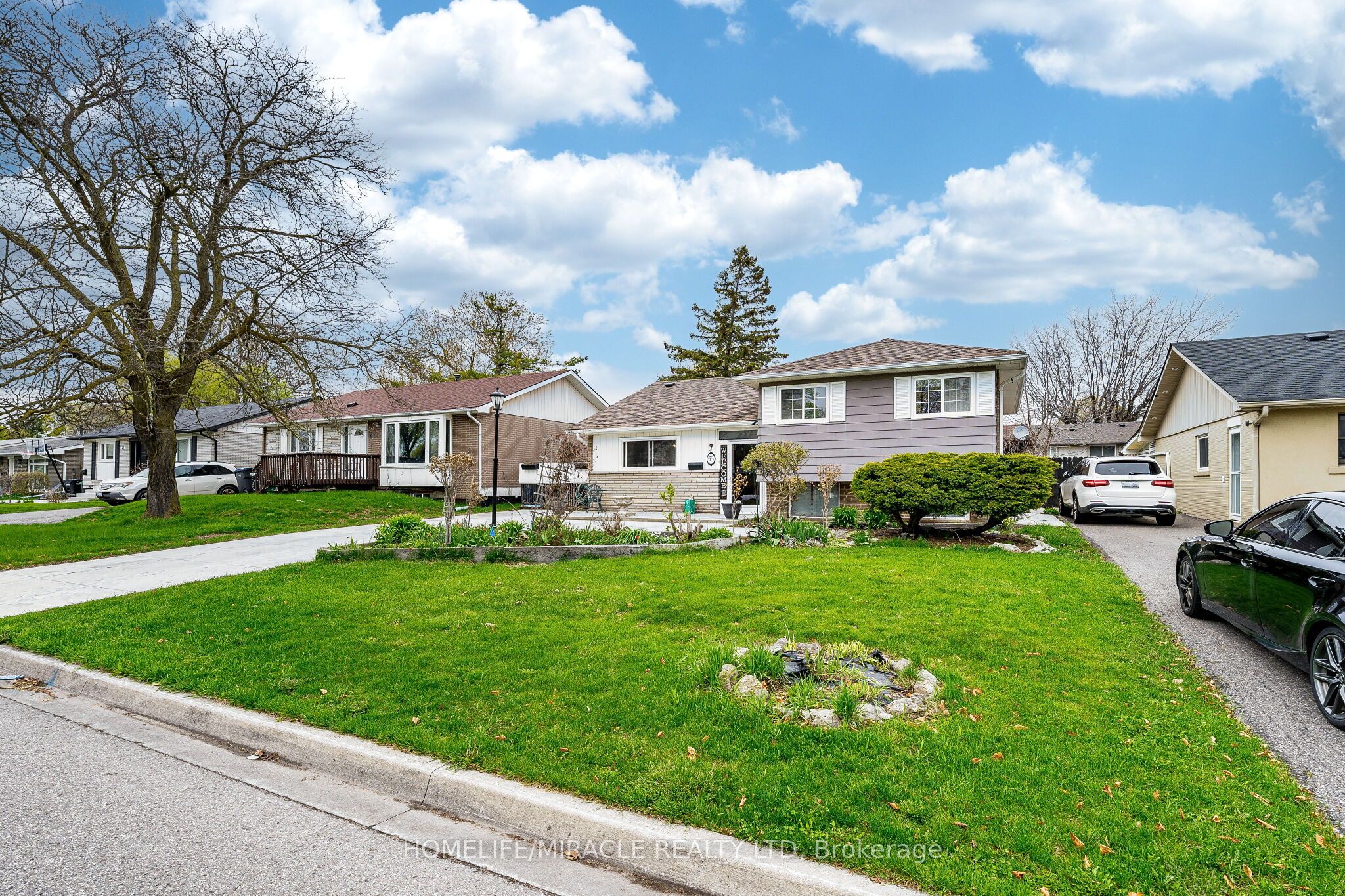 53 WINDERMERE Court, Brampton, ON L6X 2L5 photo 4