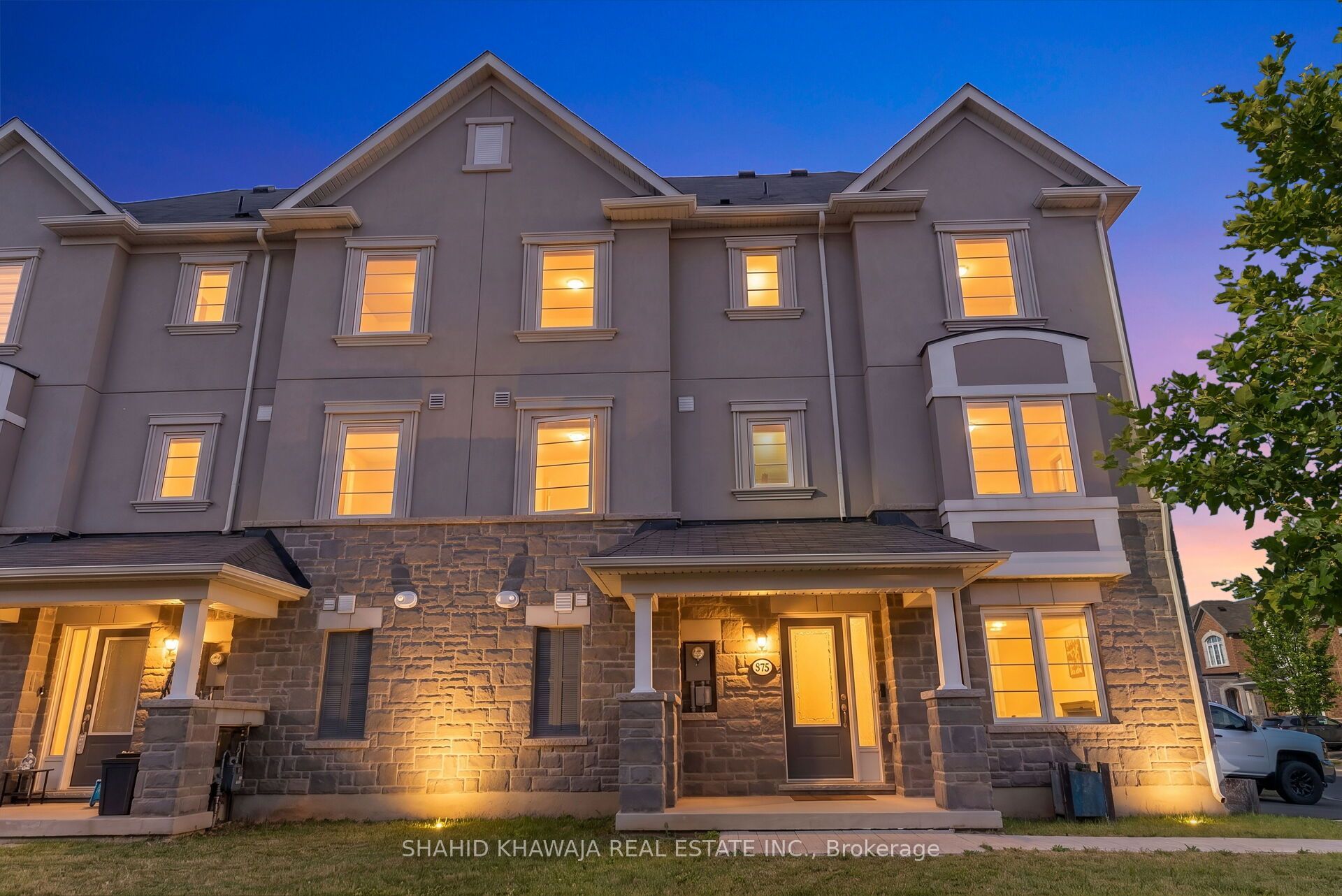 875 Sumac Crescent, Milton, ON L6X 3A2 photo 2