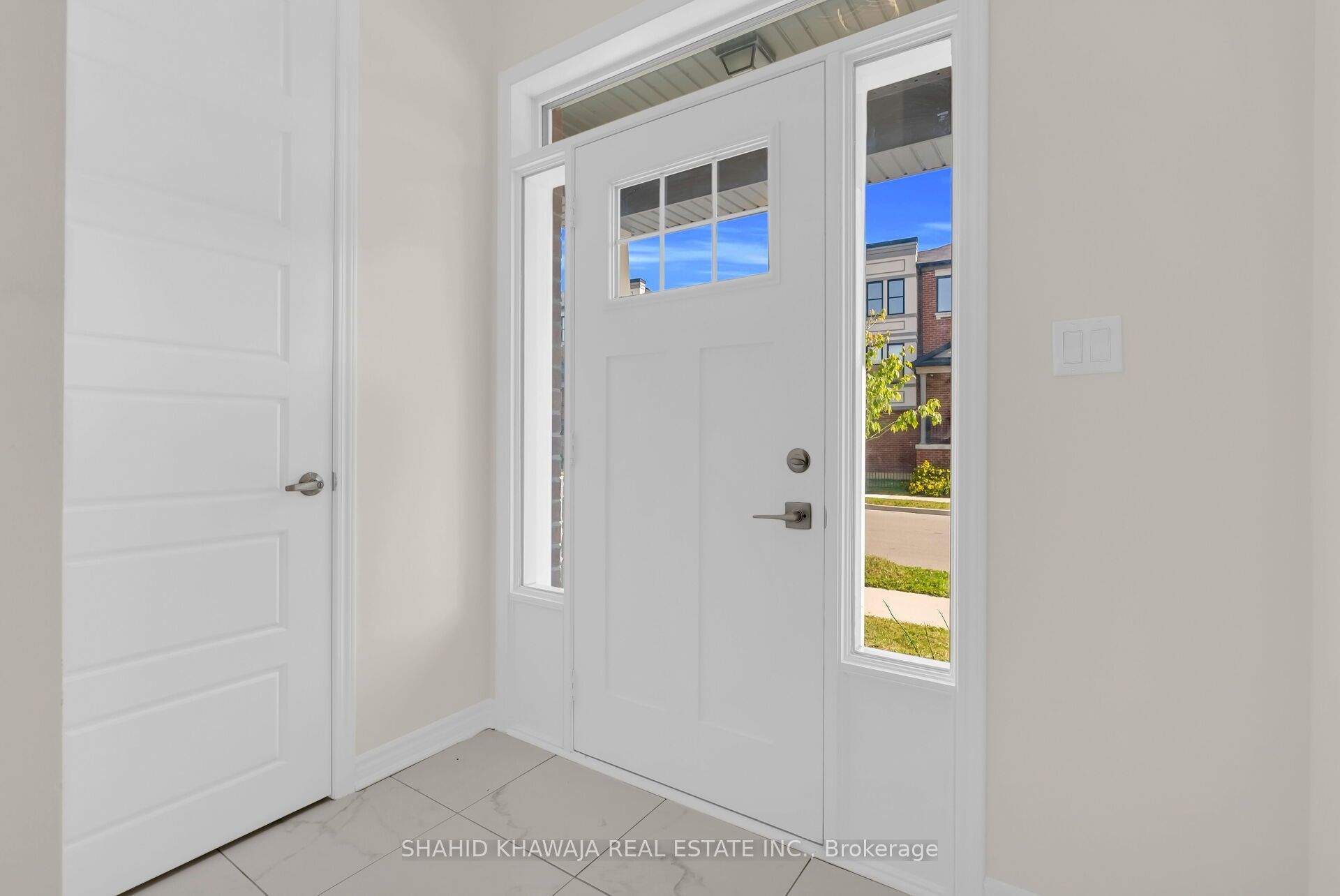 1288 Sycamore Gardens, Milton, ON L9E 1R6 photo 4