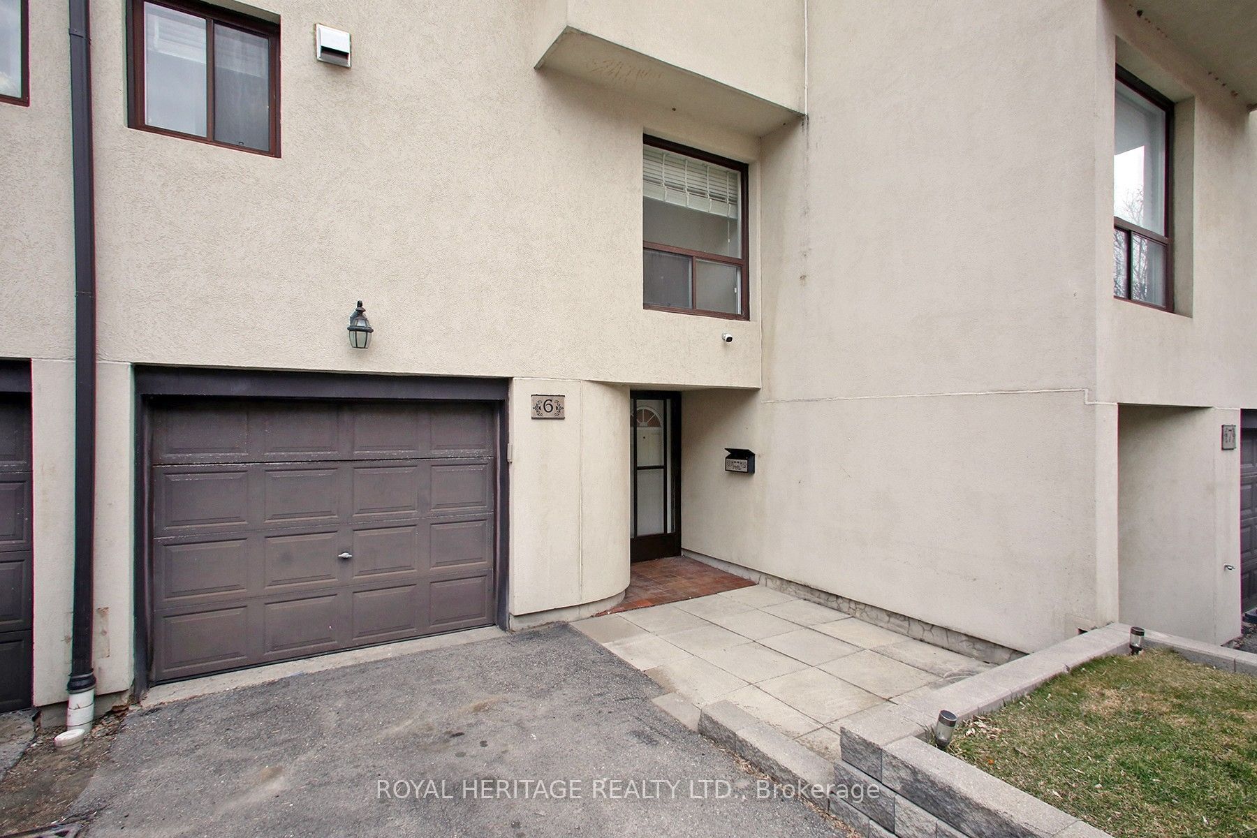 24 Reid Drive 6, Mississauga, ON L5M 2A6 photo 3