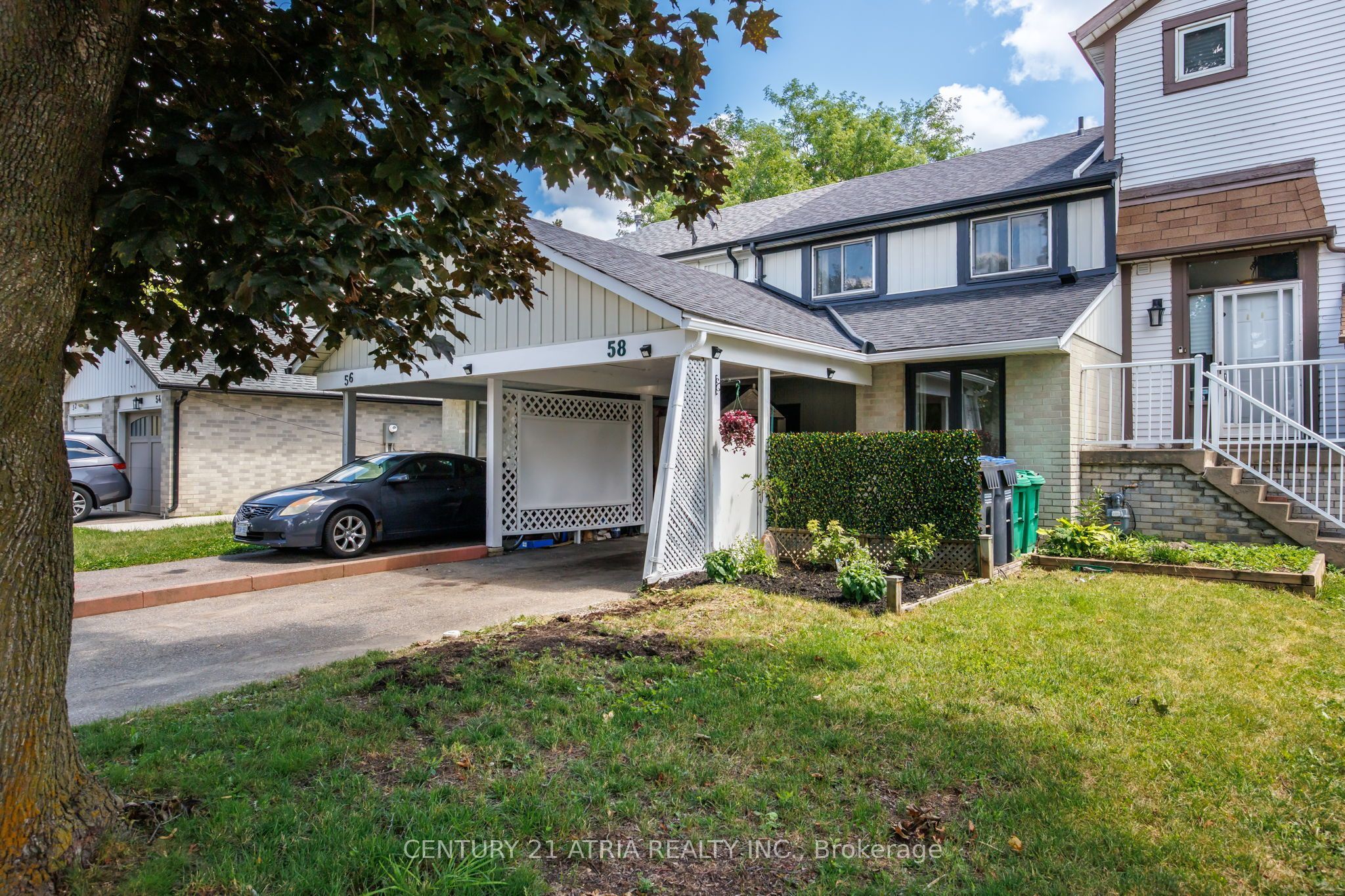 58 Traverston Court, Brampton, ON L6Z 1C9 photo 2