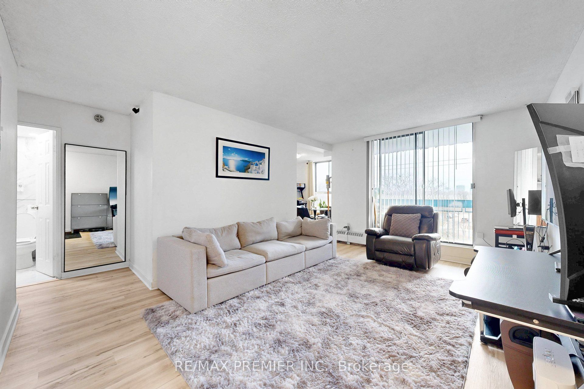 4645 Jane Street 428, Toronto, ON M3N 2K9 photo 4
