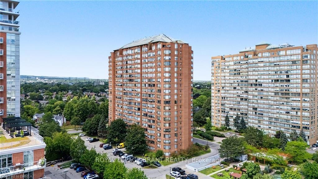 1270 Maple Crossing Boulevard 204, Burlington, ON L7S 2J3