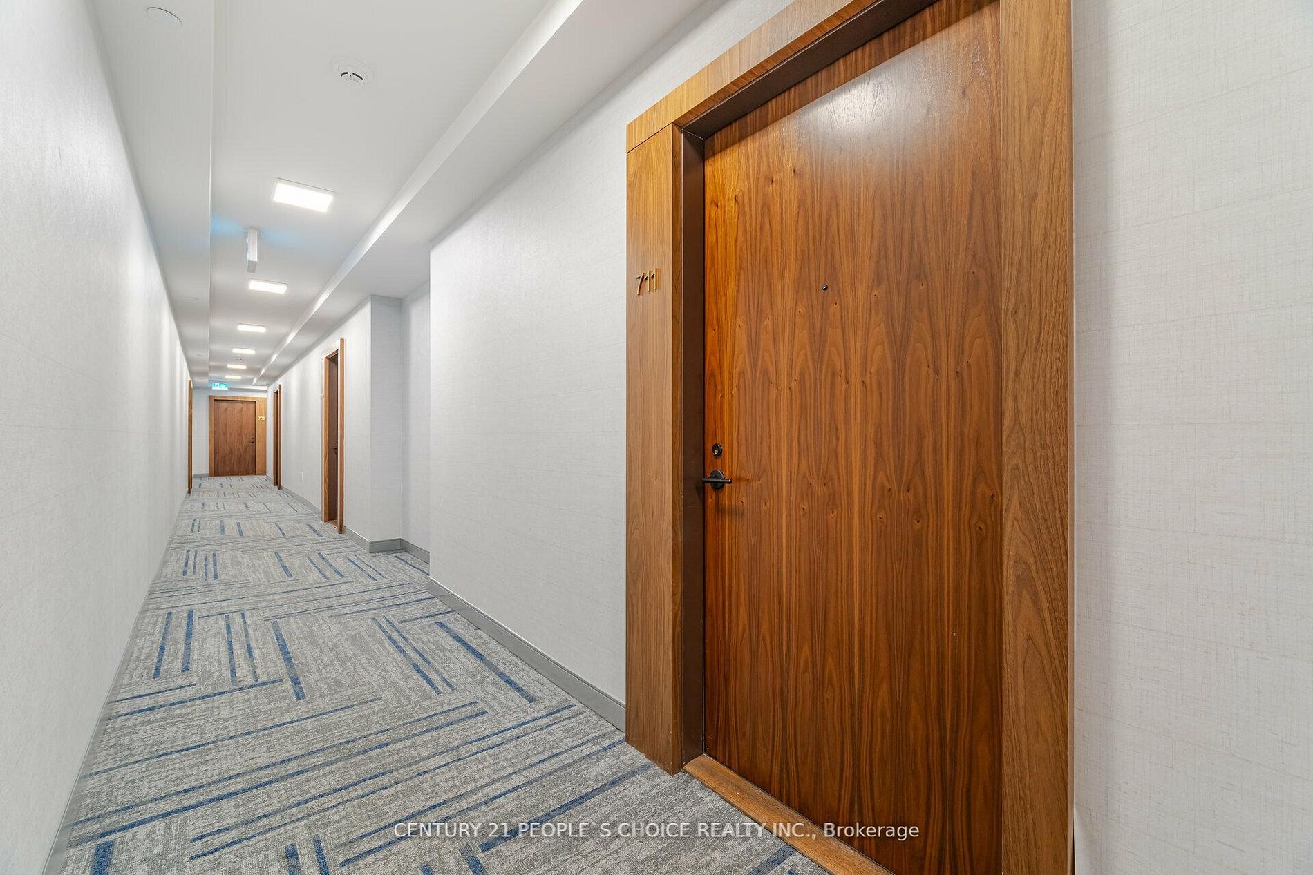 509 Dundas Street W 711, Oakville, ON L6M 4M2 photo 5
