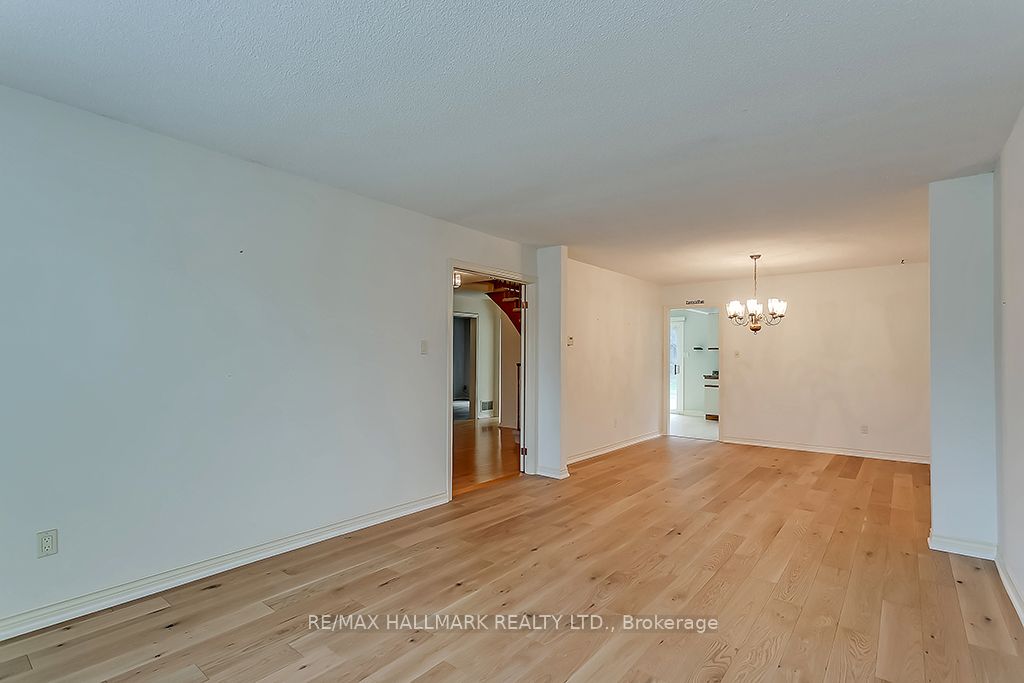 1361 Monks Passage N/A, Oakville, ON L6M 1K7 photo 3