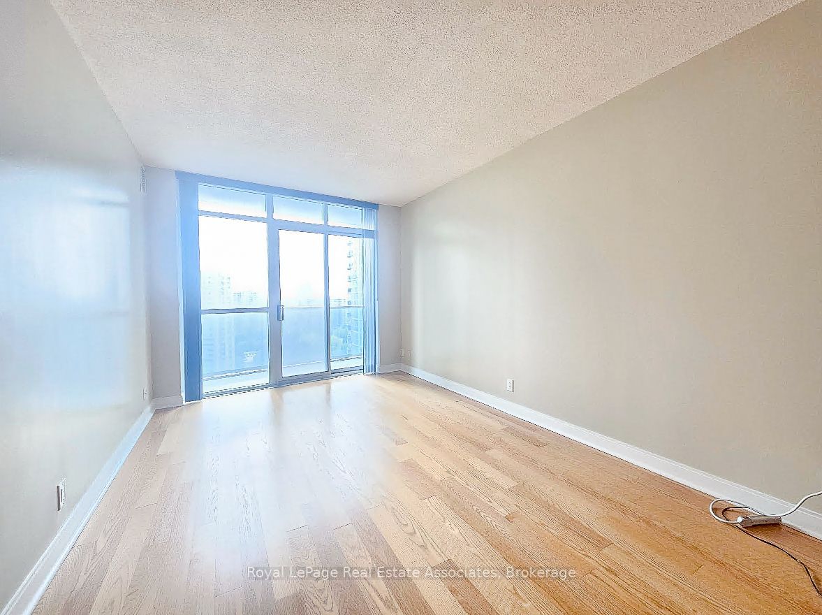 80 Absolute Avenue 1704, Mississauga, ON L4Z 0A5