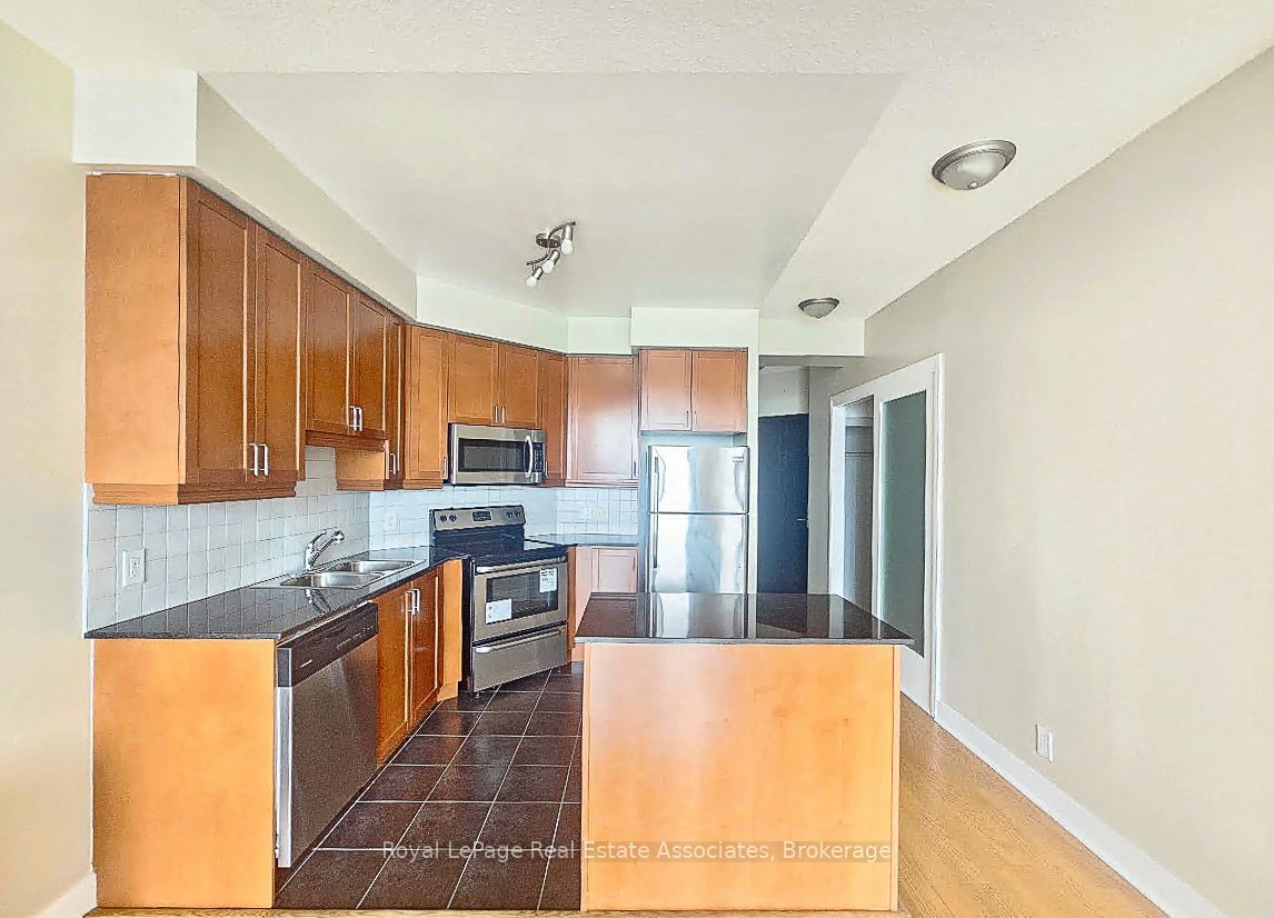 80 Absolute Avenue 1704, Mississauga, ON L4Z 0A5 photo 3