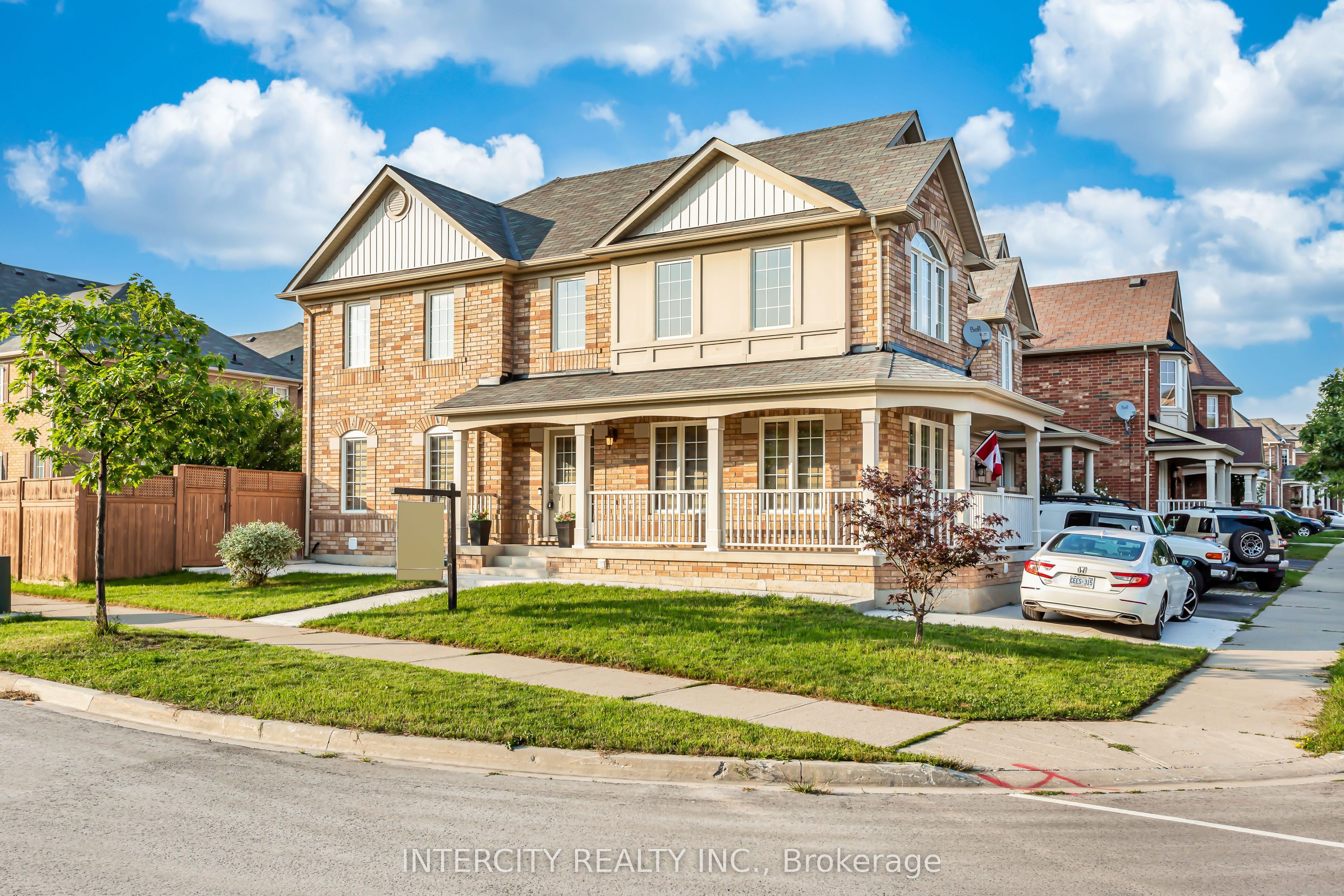 689 Ambroise Crescent N, Milton, ON L9T 0M4 photo 3