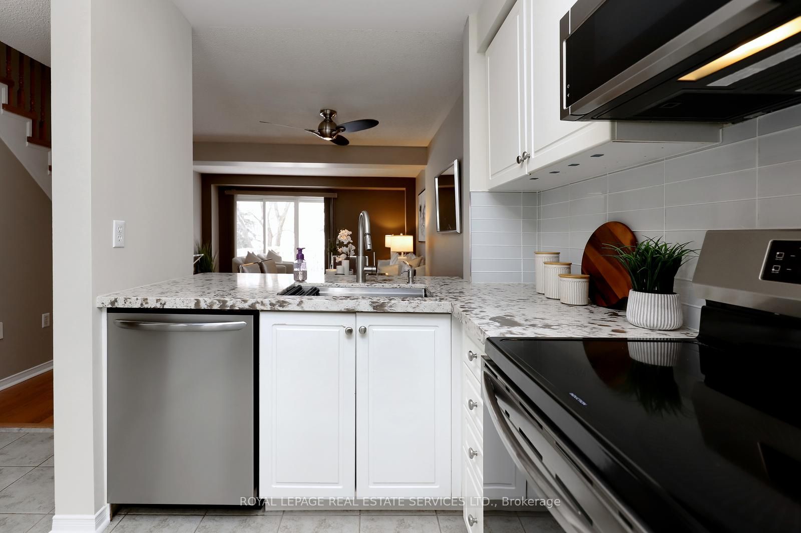 1575 South Parade Court 67, Mississauga, ON L5M 6E9 photo 5