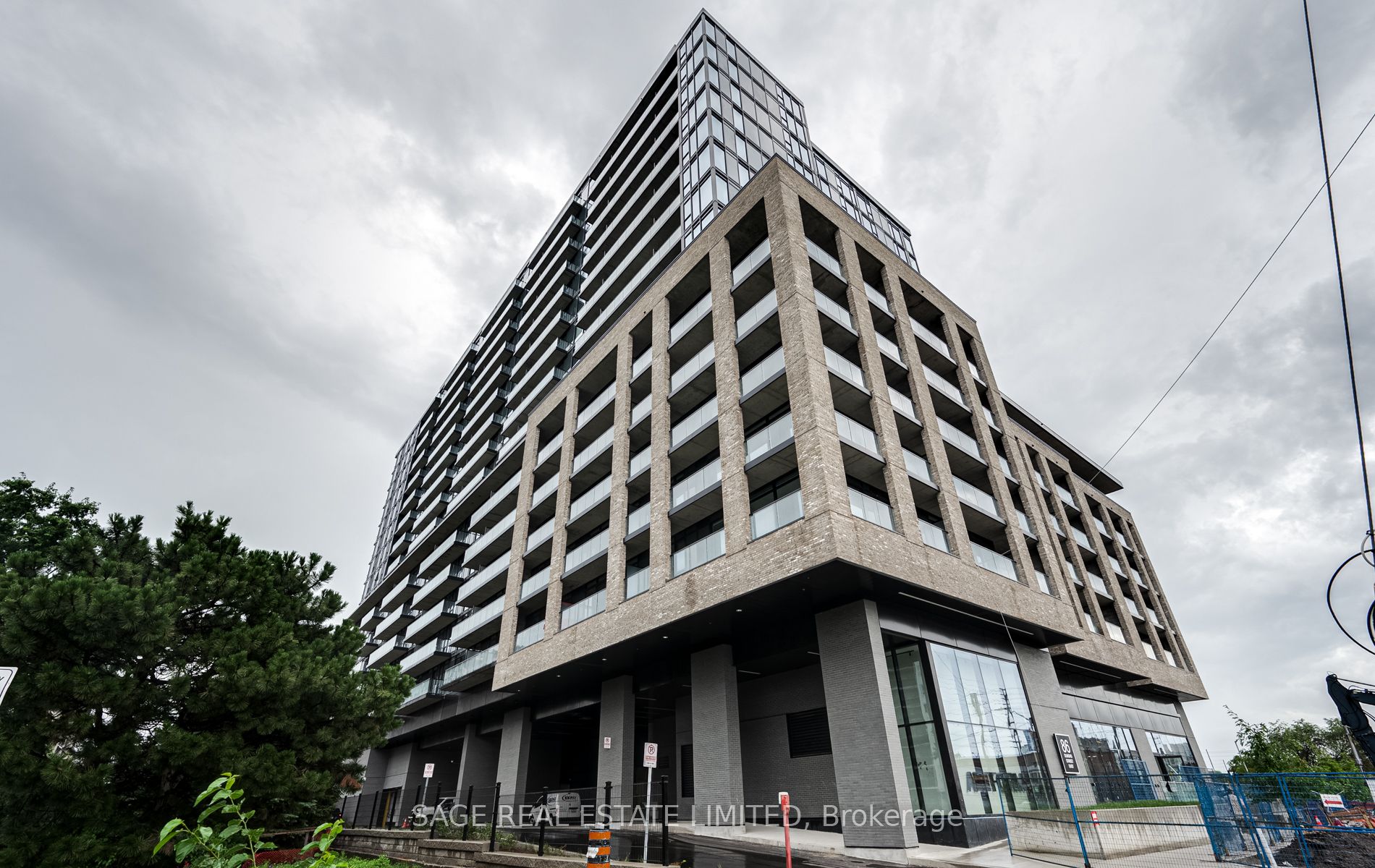 86 Dundas Street E 1601, Mississauga, ON L5A 0B1