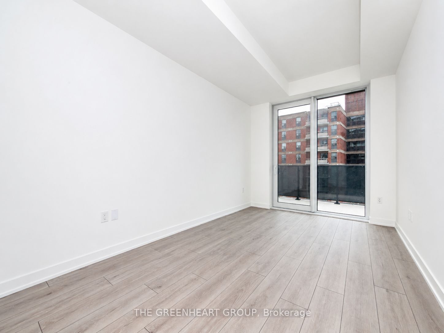 1 Fairview Road E 609, Mississauga, ON L5A 0B4 photo 3