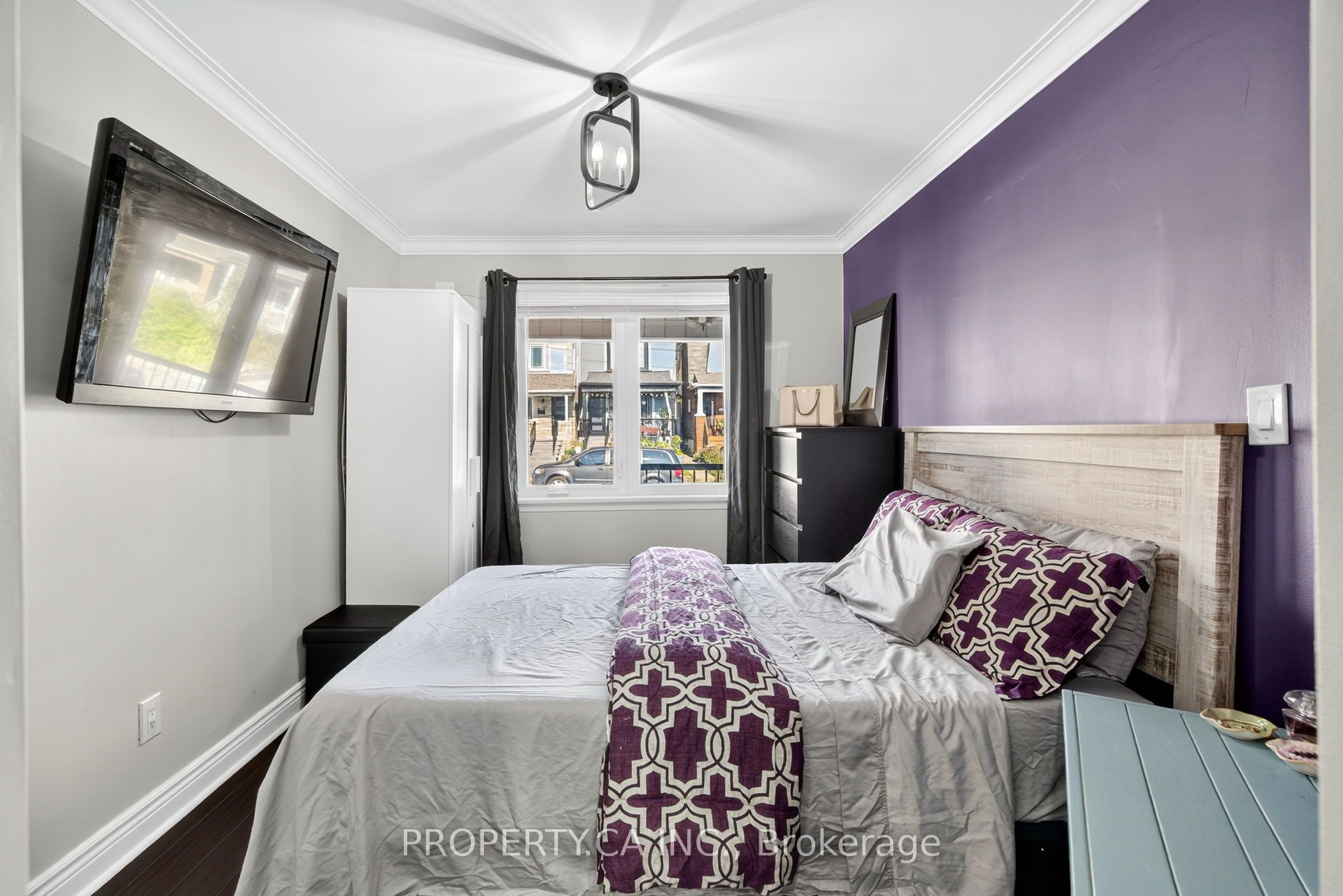 358 McRoberts Avenue, Toronto, ON M6E 4P9 photo 4