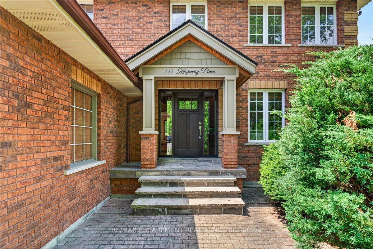 339 Kingsway Place, Milton, ON L9T 4C8 photo 2