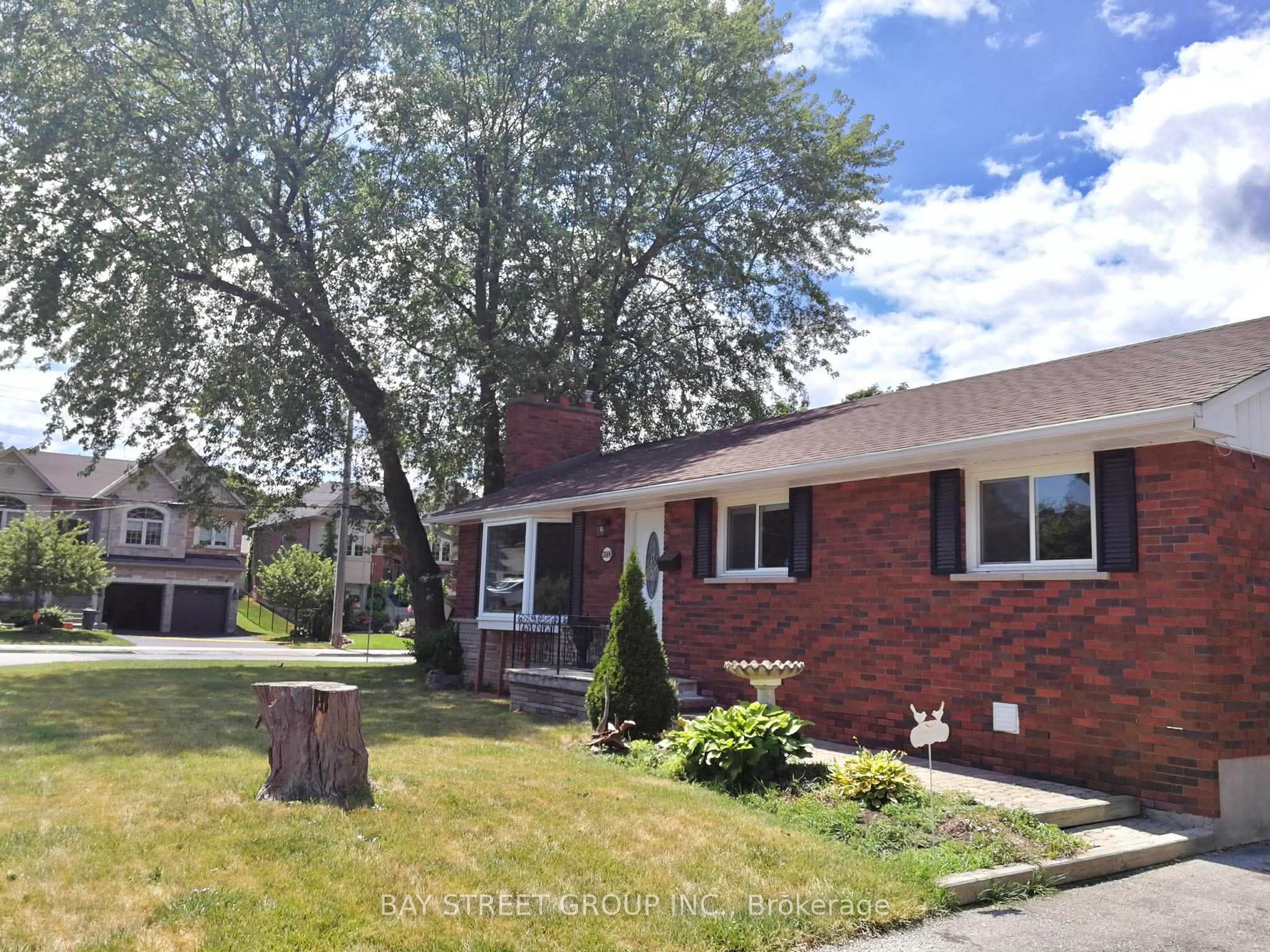 3169 Willow Lane Upper, Burlington, ON L7N 2H9