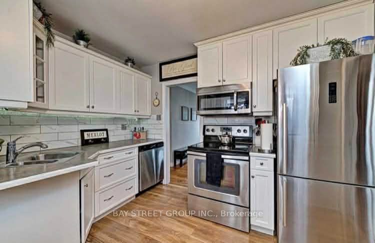 3169 Willow Lane Upper, Burlington, ON L7N 2H9 photo 4