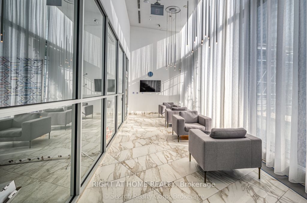 3883 Quartz Road 5503, Mississauga, ON L5B 0M4 photo 4