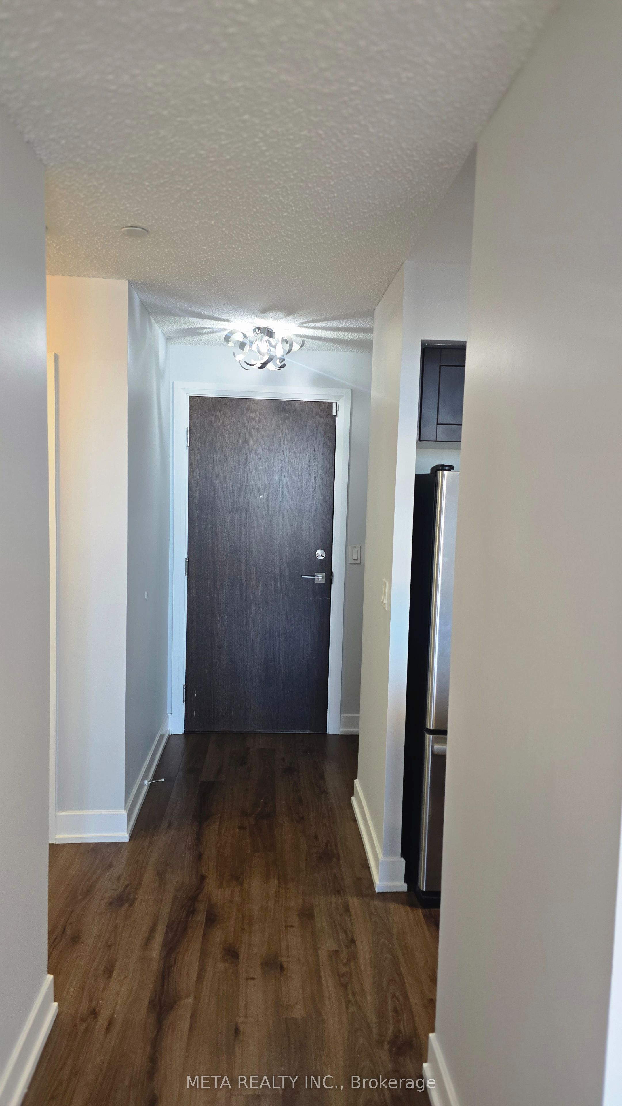 2 Eva Road 2527, Toronto, ON M9C 0A9 photo 4